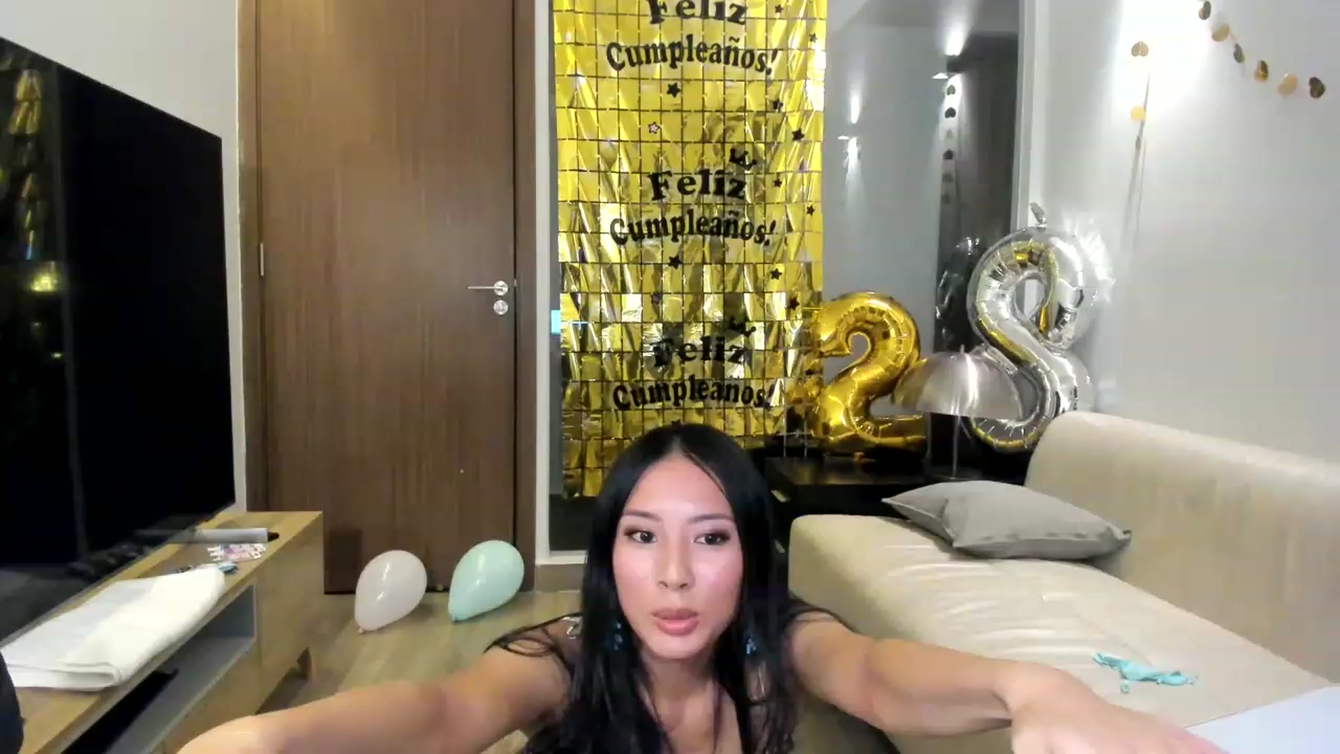 Gallery image thumbnail from Stephanie's myfreecams stream on, 06/11/2023, 06:32 image 6 of 20