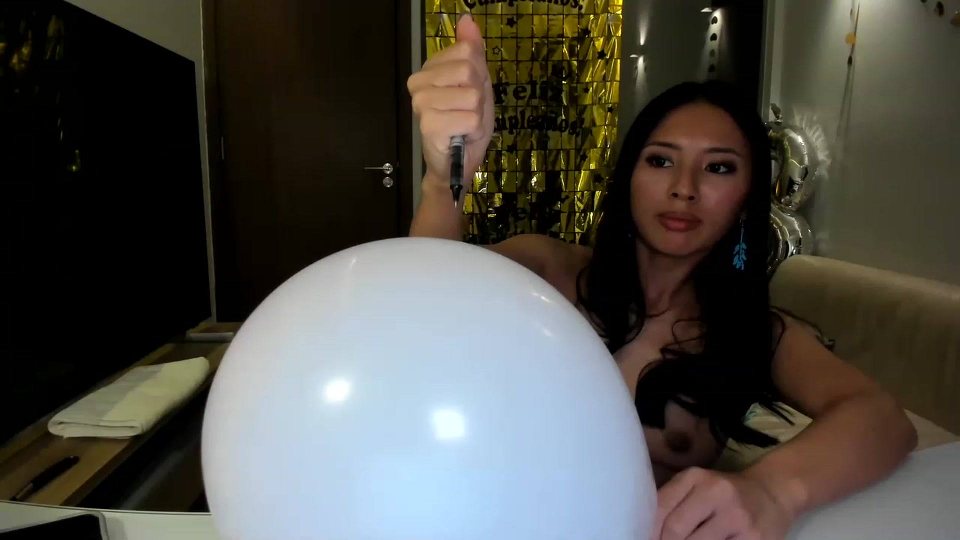 Gallery image thumbnail from Stephanie's myfreecams stream on, 06/11/2023, 08:19 image 2 of 20