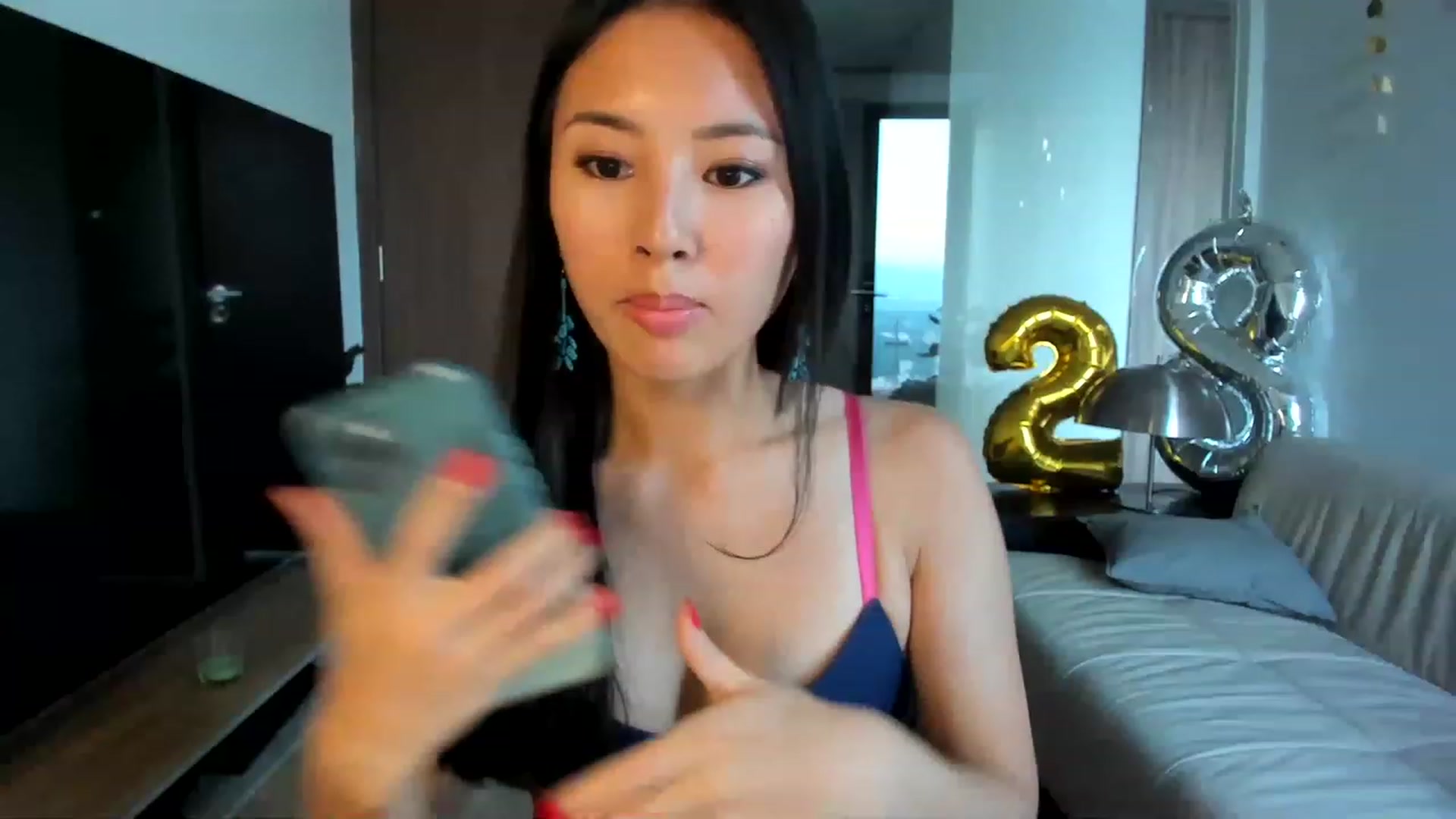 Gallery image thumbnail from Stephanie's myfreecams stream on, 06/17/2023, 24:42 image 4 of 20