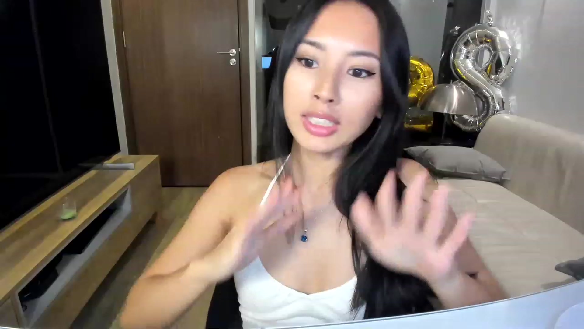 Gallery image thumbnail from Stephanie's myfreecams stream on, 06/20/2023, 05:11 image 4 of 20
