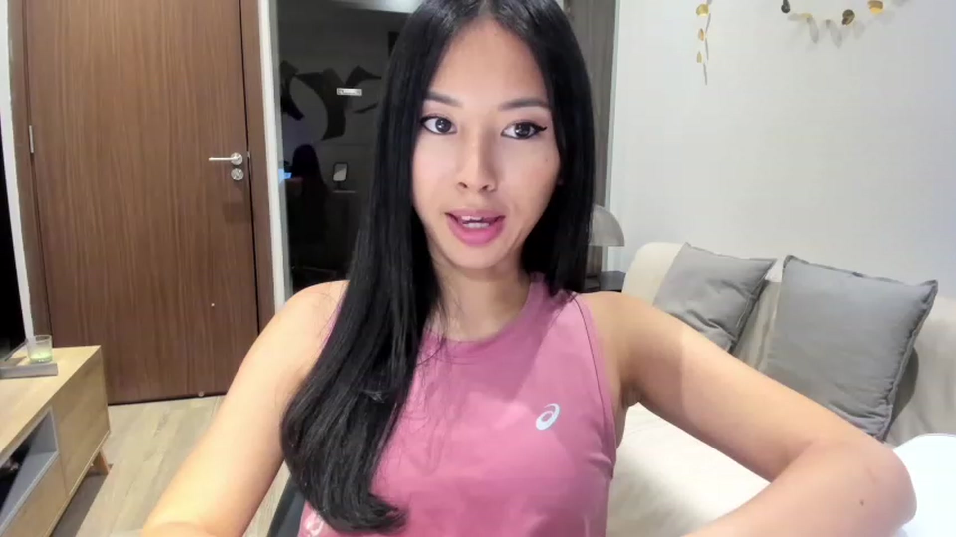 Gallery image thumbnail from Stephanie's myfreecams stream on, 06/28/2023, 04:51 image 3 of 20