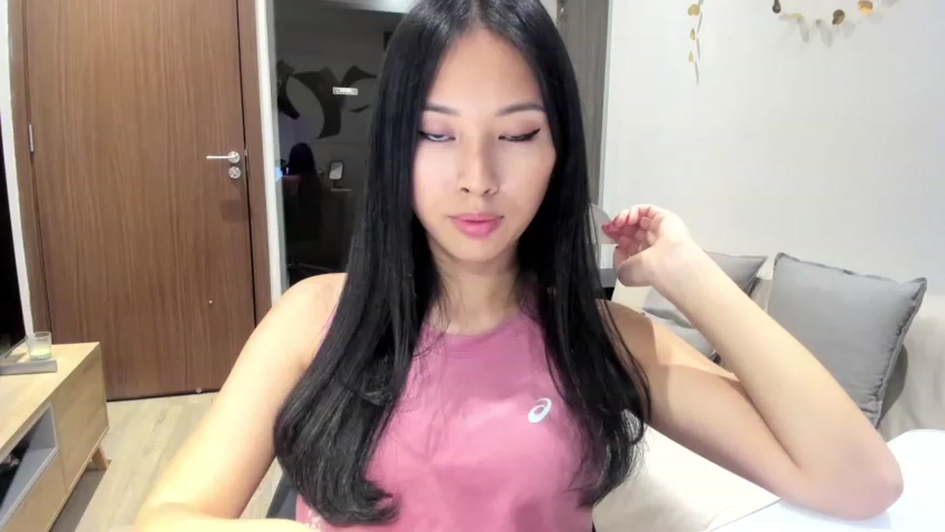 Gallery image thumbnail from Stephanie's myfreecams stream on, 06/28/2023, 04:51 image 2 of 20