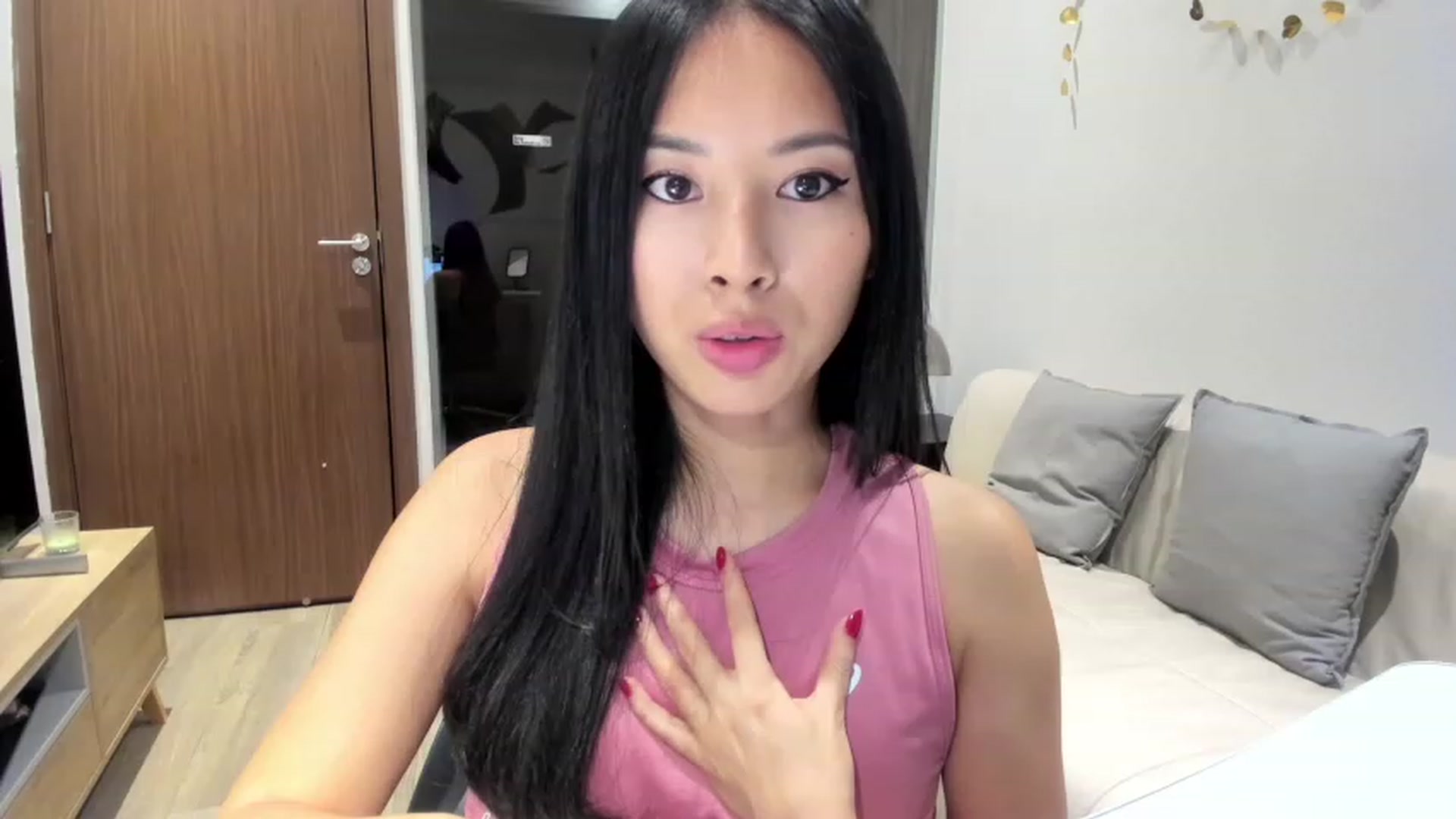 Gallery image thumbnail from Stephanie's myfreecams stream on, 06/28/2023, 04:51 image 4 of 20