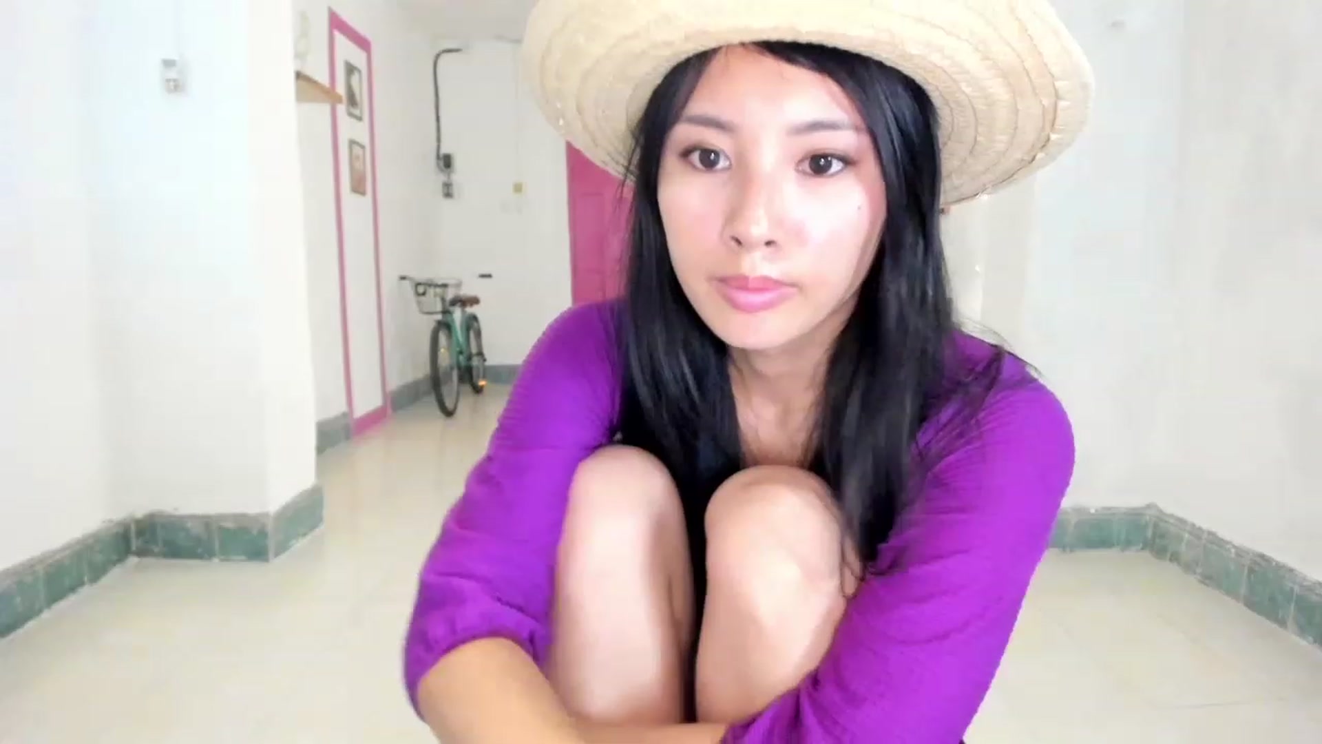 Gallery image thumbnail from Stephanie's myfreecams stream on, 07/31/2023, 08:12 image 15 of 20