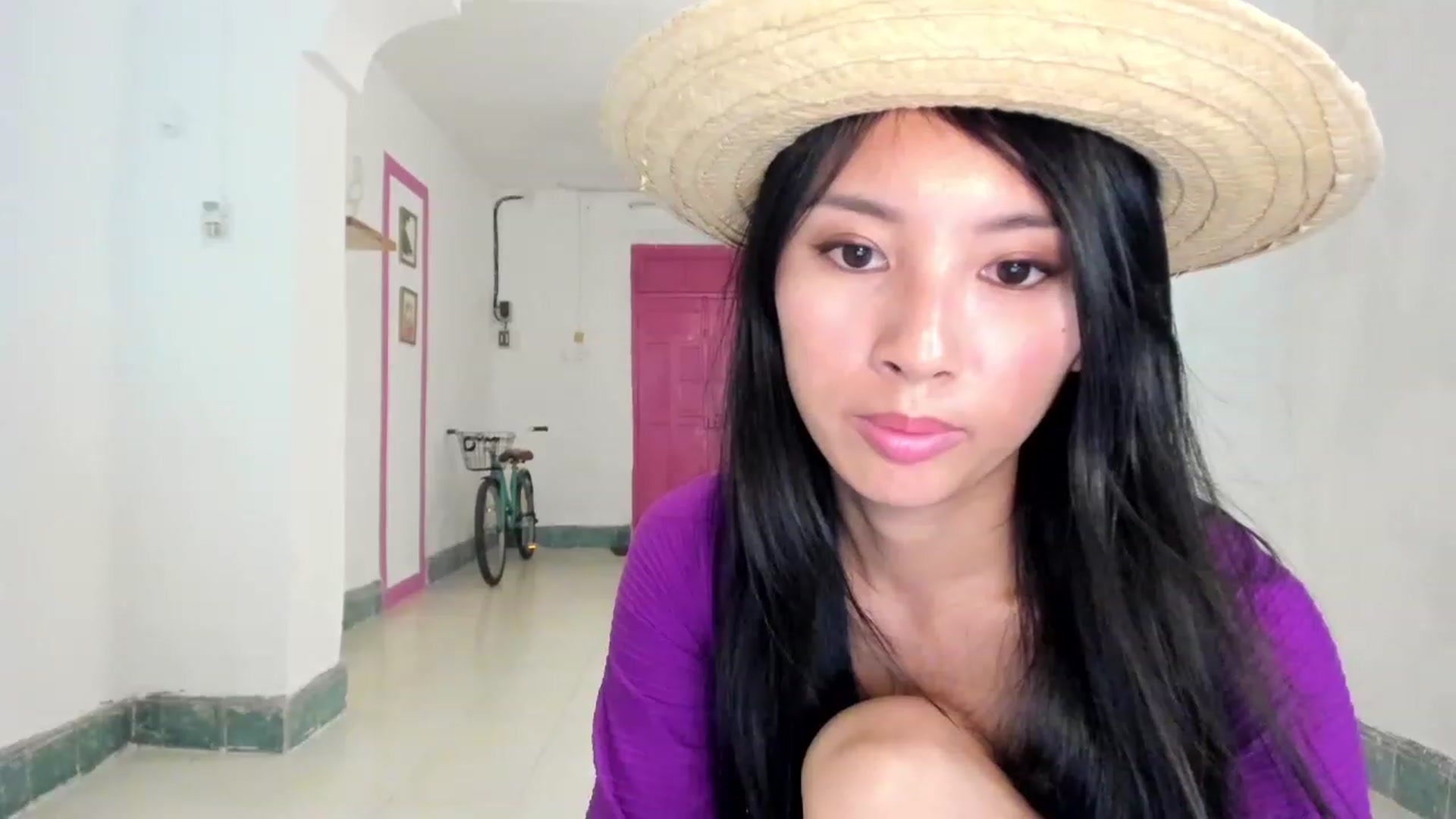 Gallery image thumbnail from Stephanie's myfreecams stream on, 07/31/2023, 08:12 image 14 of 20