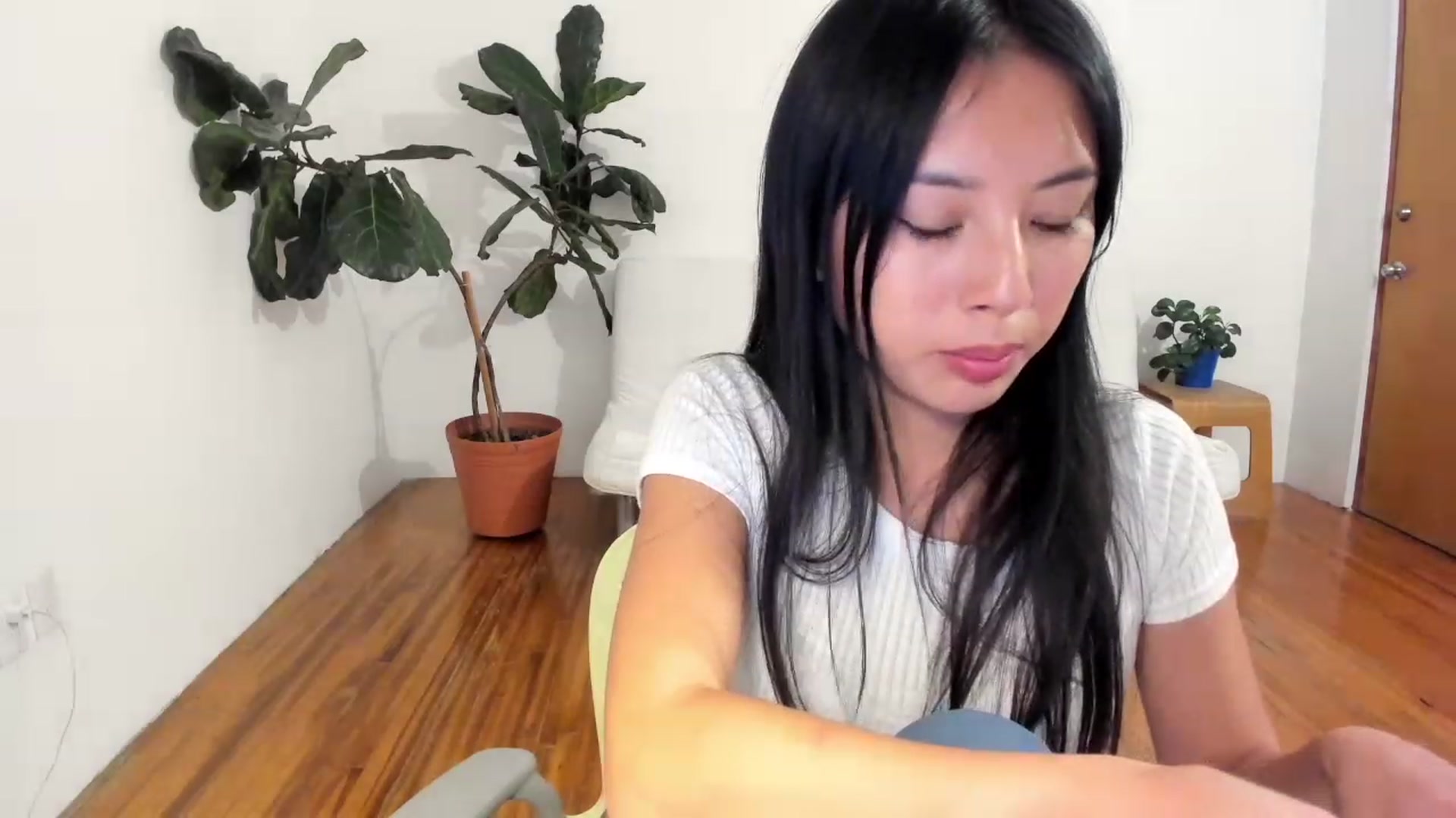 Gallery image thumbnail from Stephanie's myfreecams stream on, 08/26/2023, 08:38 image 17 of 20