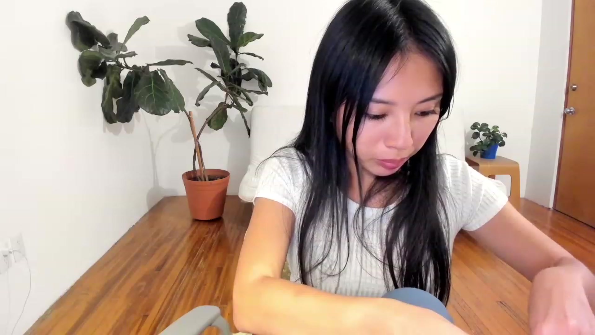 Gallery image thumbnail from Stephanie's myfreecams stream on, 08/26/2023, 08:38 image 18 of 20