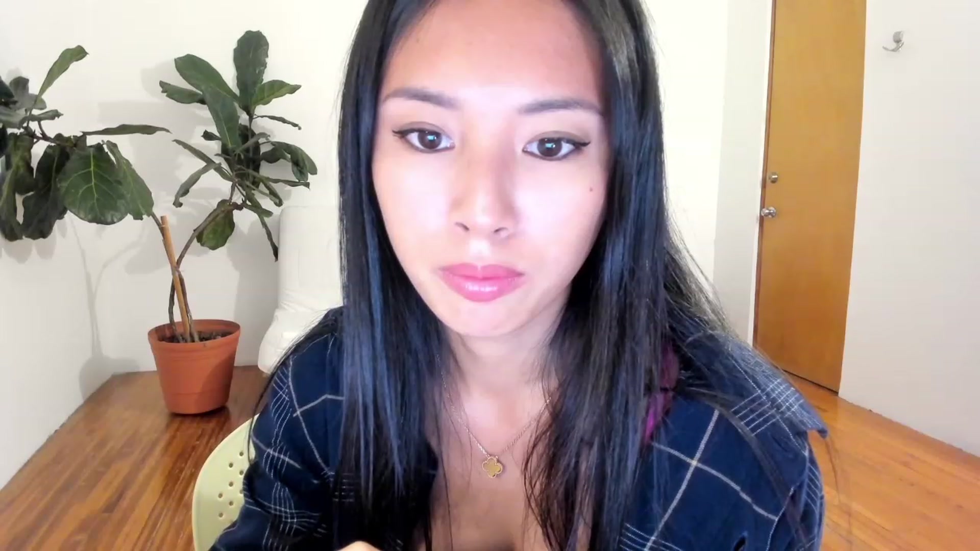 Gallery image thumbnail from Stephanie's myfreecams stream on, 08/28/2023, 06:30 image 12 of 20