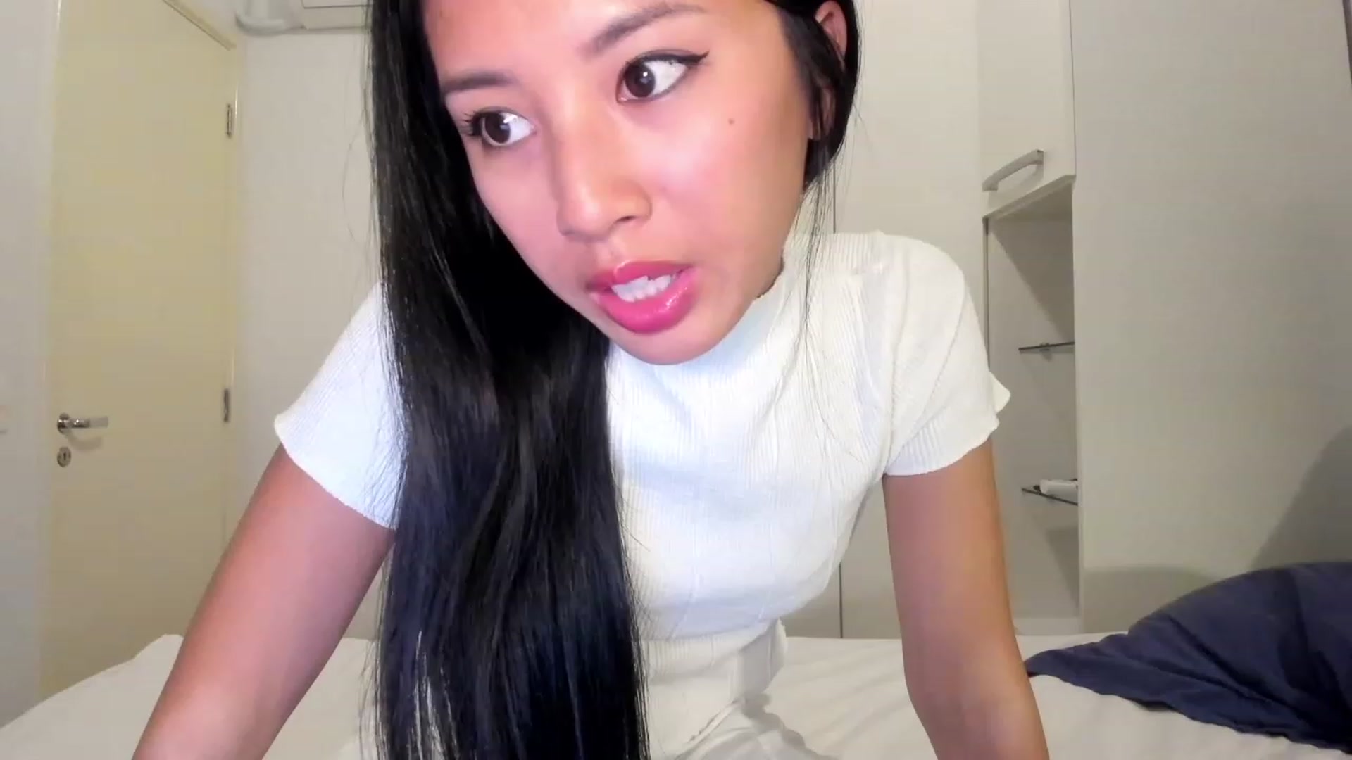Gallery image thumbnail from Stephanie's myfreecams stream on, 10/02/2023, 04:18 image 14 of 20