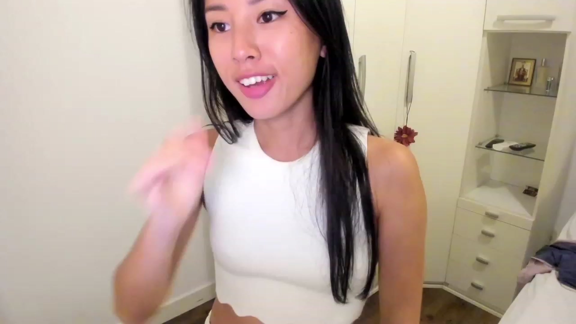 Gallery image thumbnail from Stephanie's myfreecams stream on, 10/03/2023, 06:01 image 5 of 20