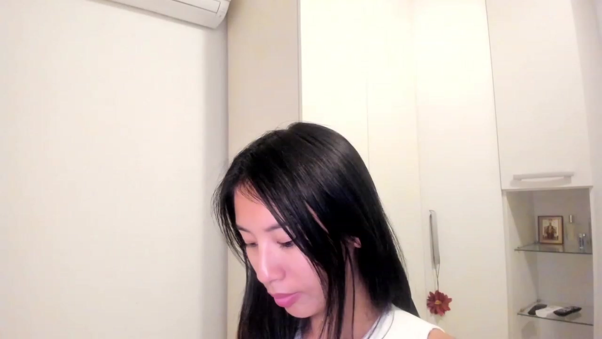 Gallery image thumbnail from Stephanie's myfreecams stream on, 10/03/2023, 06:01 image 19 of 20