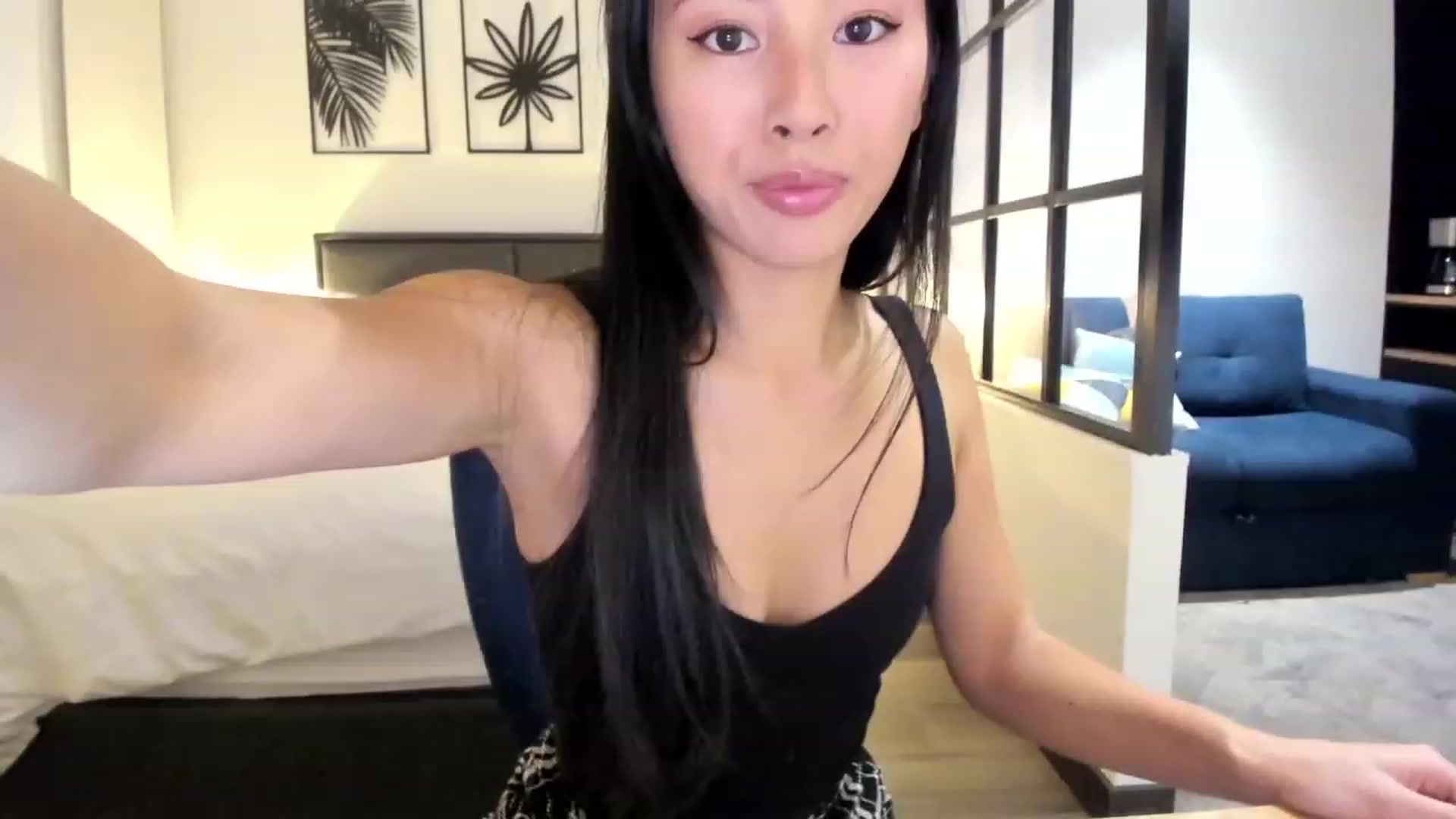 Gallery image thumbnail from Stephanie's myfreecams stream on, 11/06/2023, 04:54 image 8 of 20