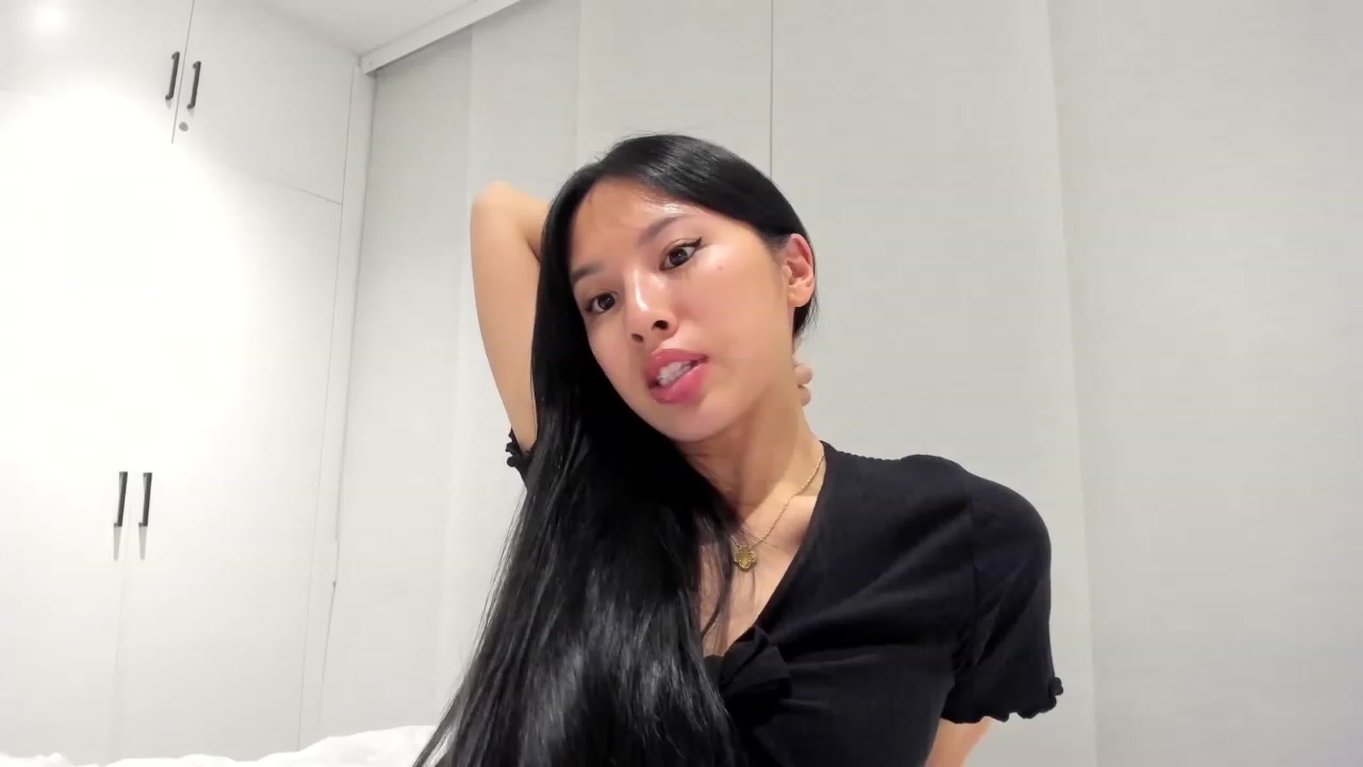 Gallery image thumbnail from Stephanie's myfreecams stream on, 11/30/2023, 05:09 image 2 of 20