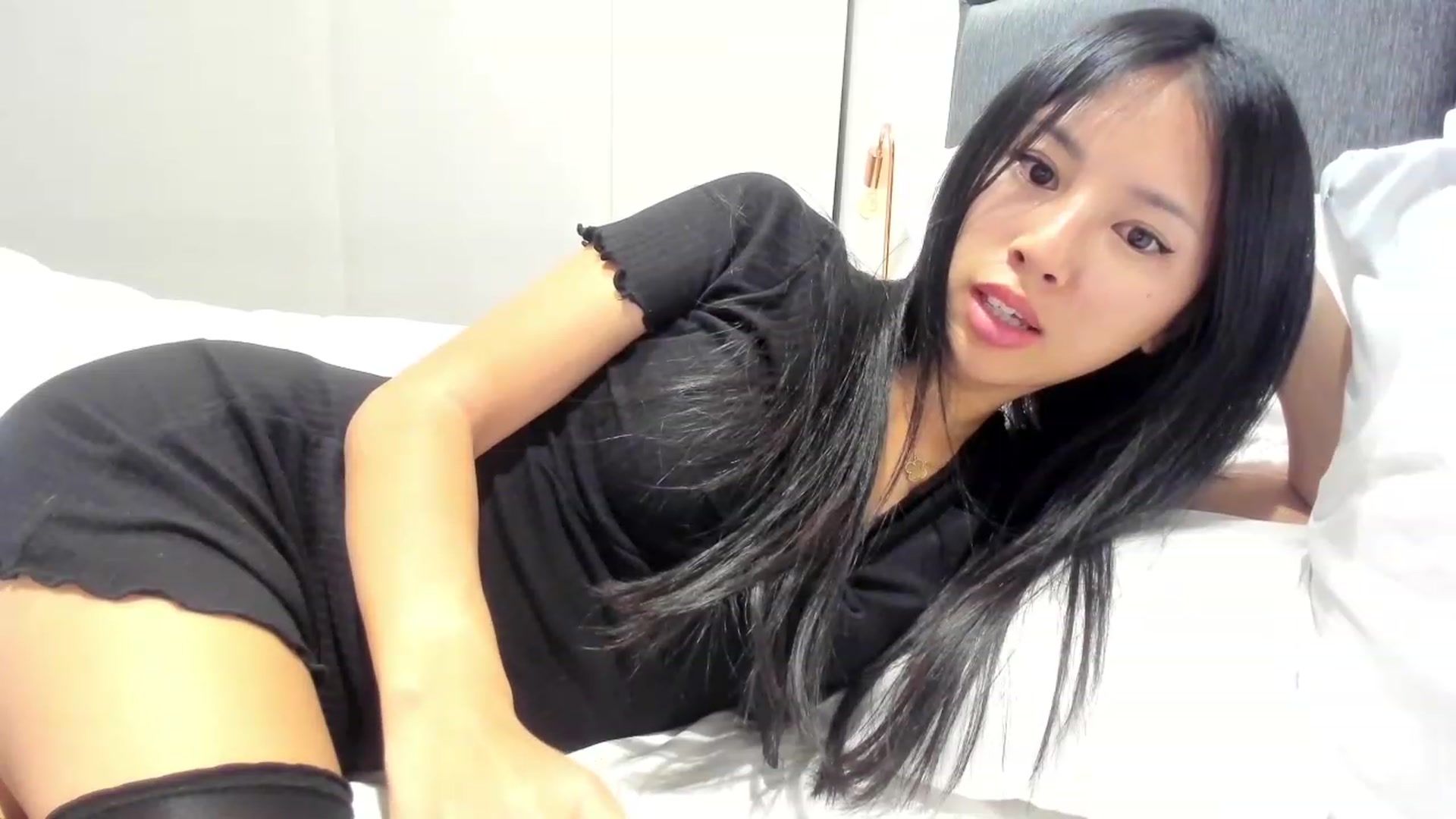 Gallery image thumbnail from Stephanie's myfreecams stream on, 11/30/2023, 05:09 image 12 of 20