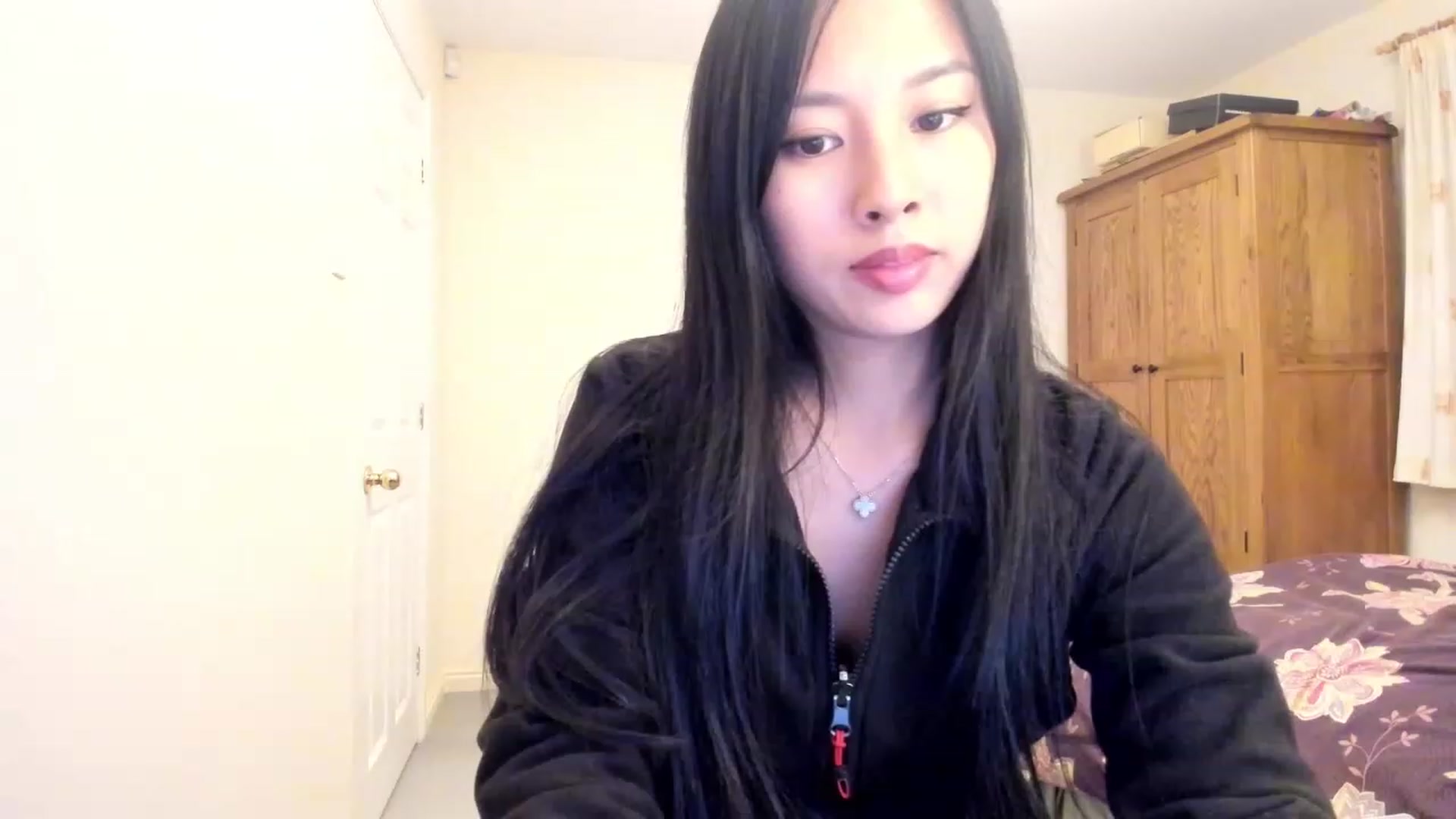 Gallery image thumbnail from Stephanie's myfreecams stream on, 01/01/2024, 22:24 image 7 of 20