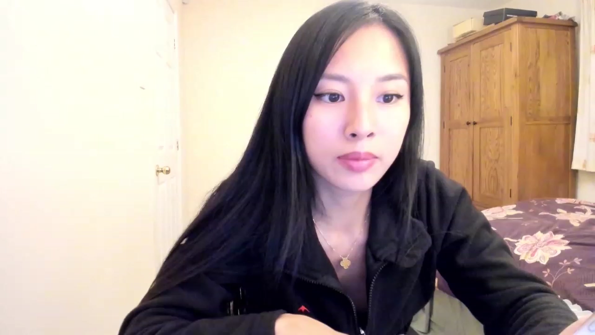Gallery image thumbnail from Stephanie's myfreecams stream on, 01/02/2024, 24:51 image 8 of 20