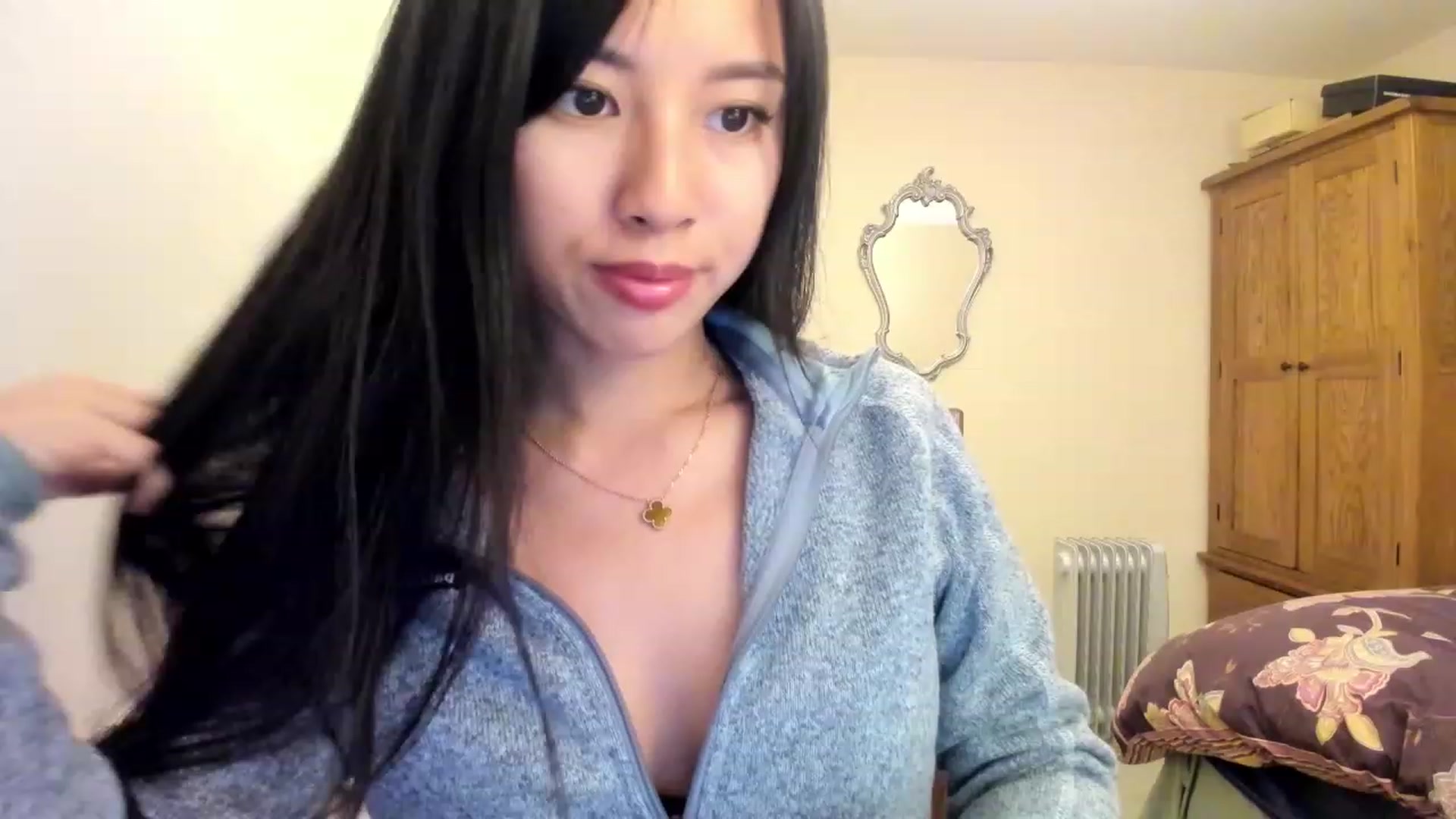 Gallery image thumbnail from Stephanie's myfreecams stream on, 01/02/2024, 23:31 image 19 of 20
