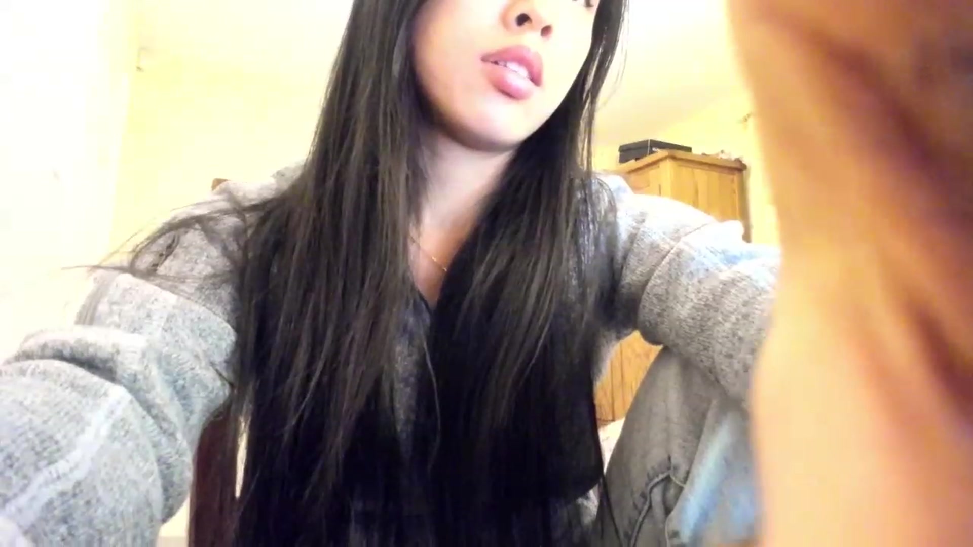 Gallery image thumbnail from Stephanie's myfreecams stream on, 01/05/2024, 24:29 image 14 of 20