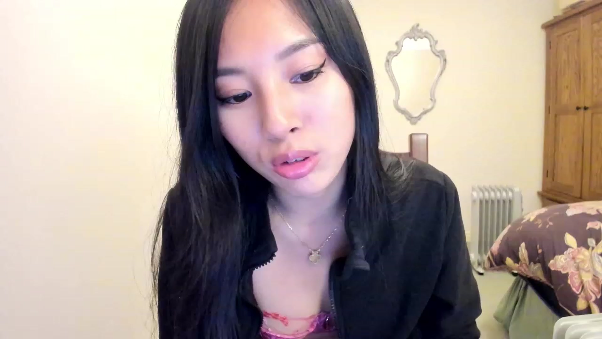 Gallery image thumbnail from Stephanie's myfreecams stream on, 01/07/2024, 08:04 image 7 of 20