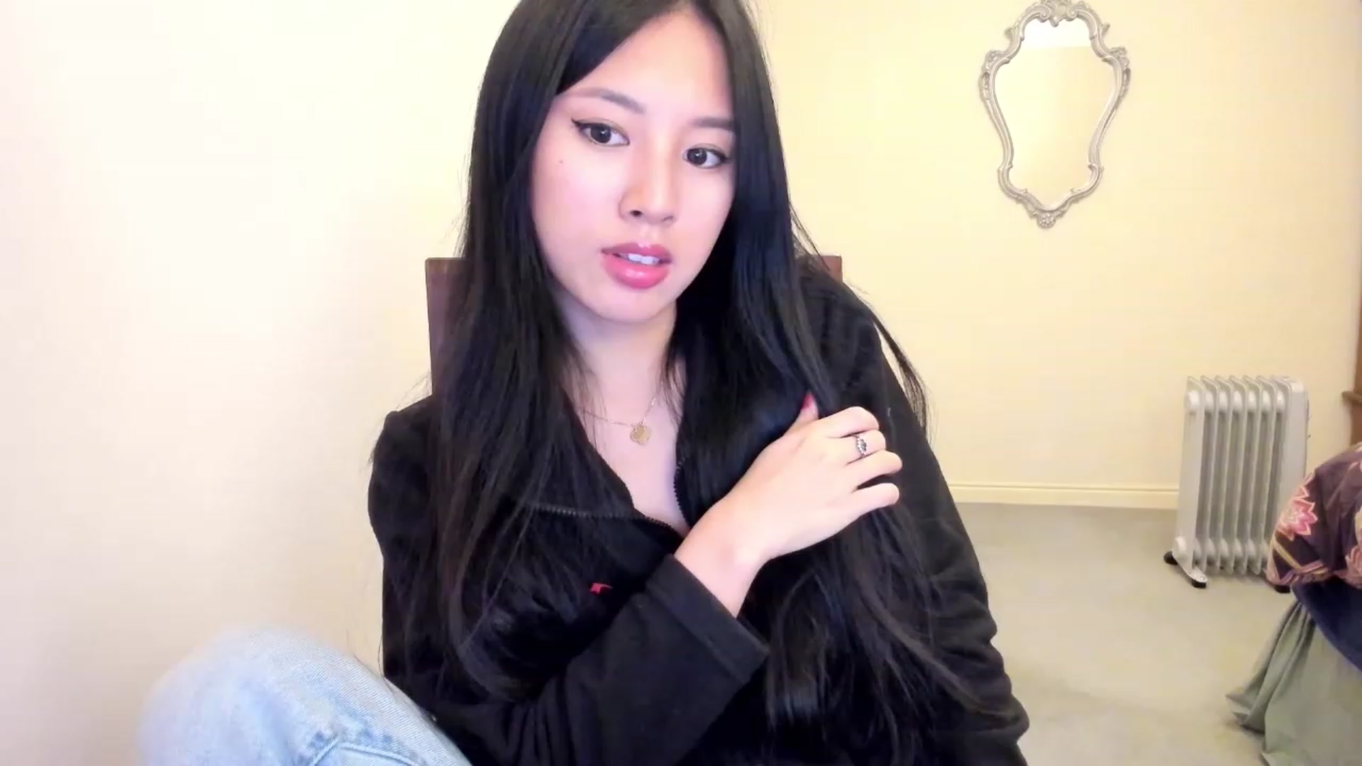 Gallery image thumbnail from Stephanie's myfreecams stream on, 01/10/2024, 07:04 image 5 of 20