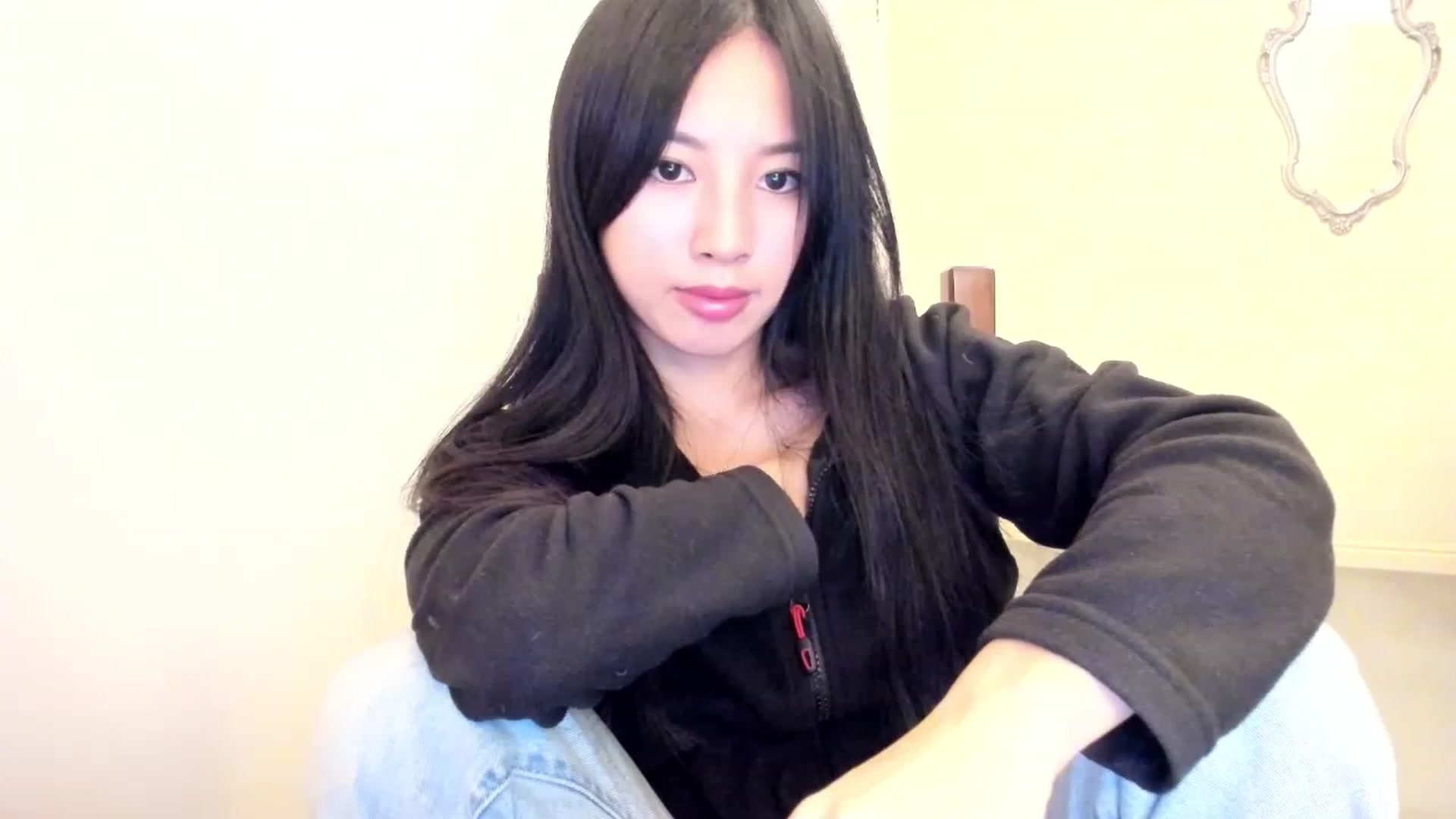 Gallery image thumbnail from Stephanie's myfreecams stream on, 01/10/2024, 07:04 image 3 of 20