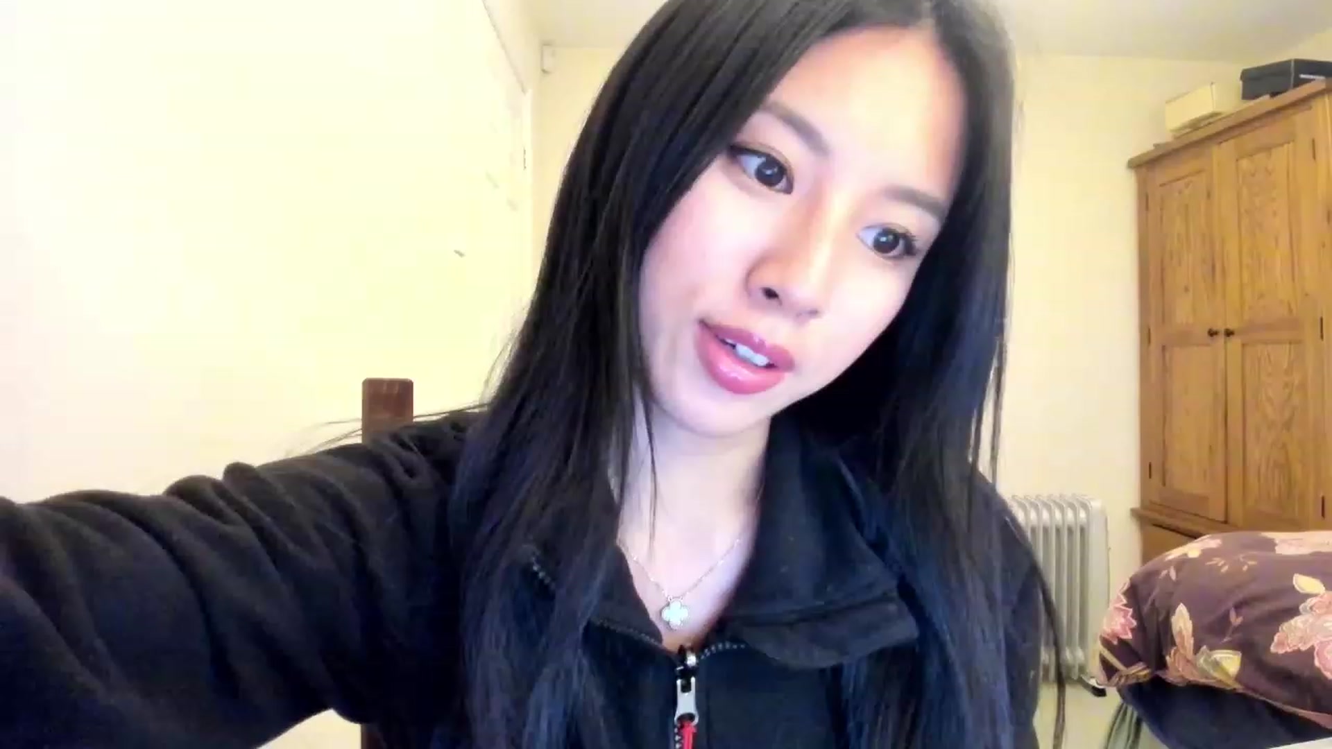 Gallery image thumbnail from Stephanie's myfreecams stream on, 01/10/2024, 07:04 image 14 of 20