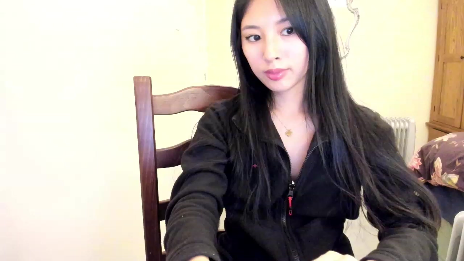 Gallery image thumbnail from Stephanie's myfreecams stream on, 01/10/2024, 07:04 image 18 of 20