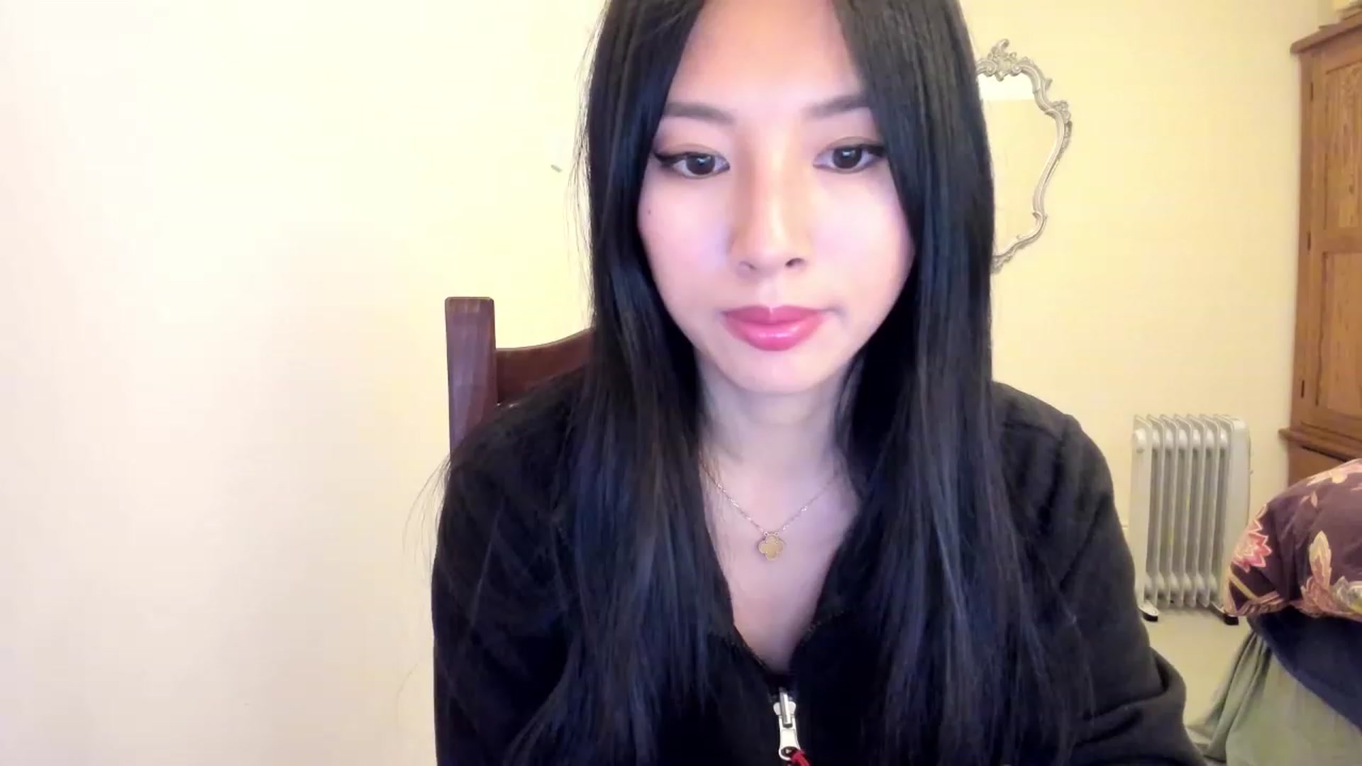 Gallery image thumbnail from Stephanie's myfreecams stream on, 01/10/2024, 07:04 image 9 of 20
