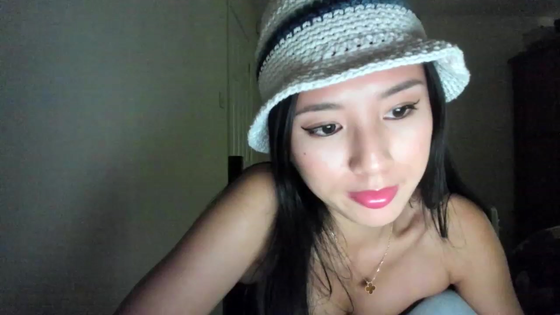 Gallery image thumbnail from Stephanie's myfreecams stream on, 01/13/2024, 10:32 image 13 of 20
