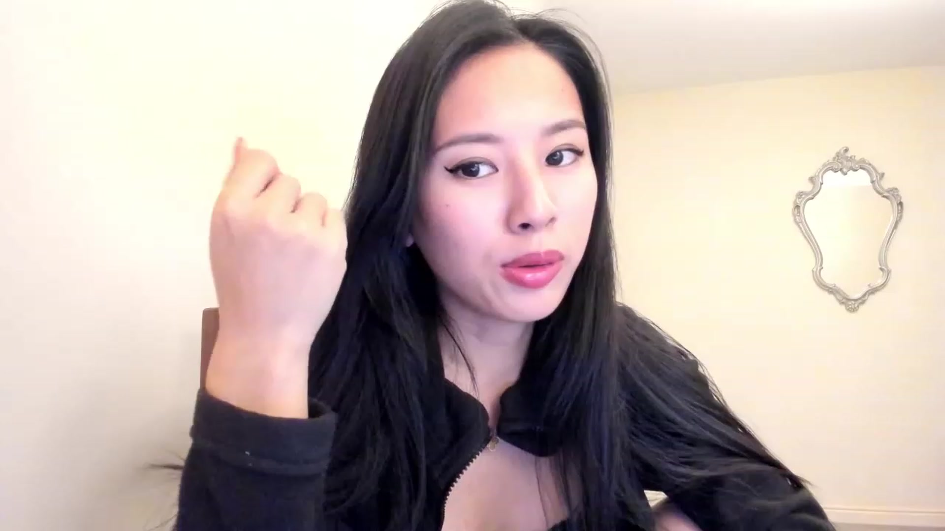Gallery image thumbnail from Stephanie's myfreecams stream on, 01/14/2024, 07:27 image 8 of 20