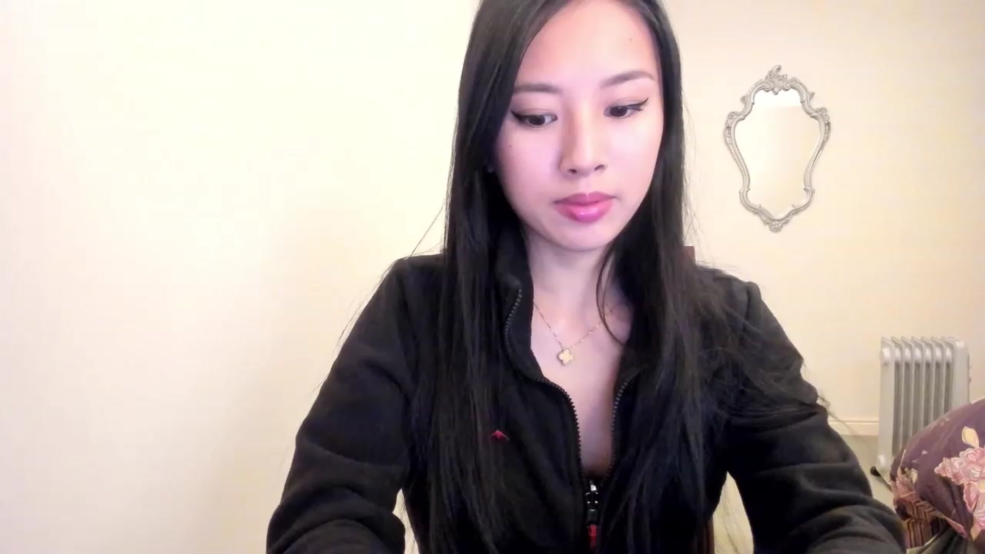 Gallery image thumbnail from Stephanie's myfreecams stream on, 01/17/2024, 08:56 image 2 of 20