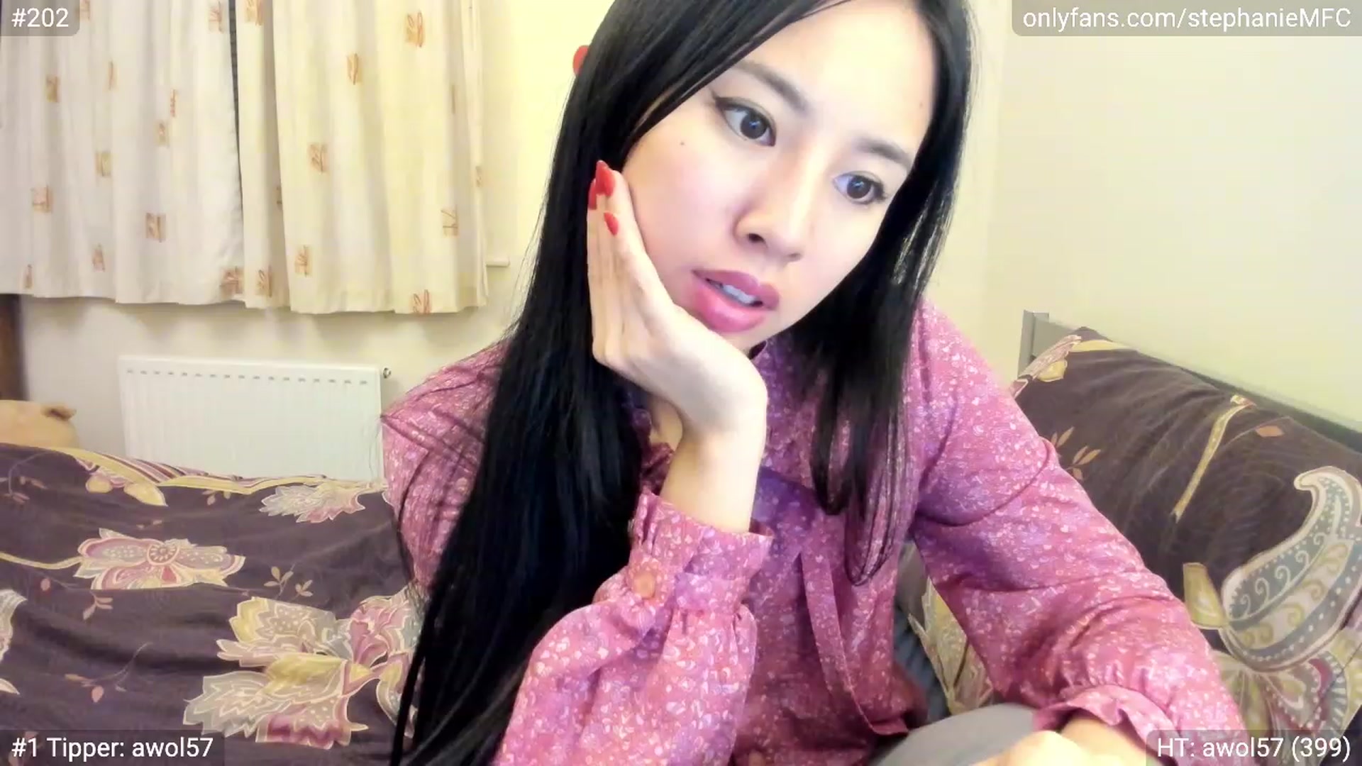 Gallery image thumbnail from Stephanie's myfreecams stream on, 02/13/2024, 07:51 image 11 of 20