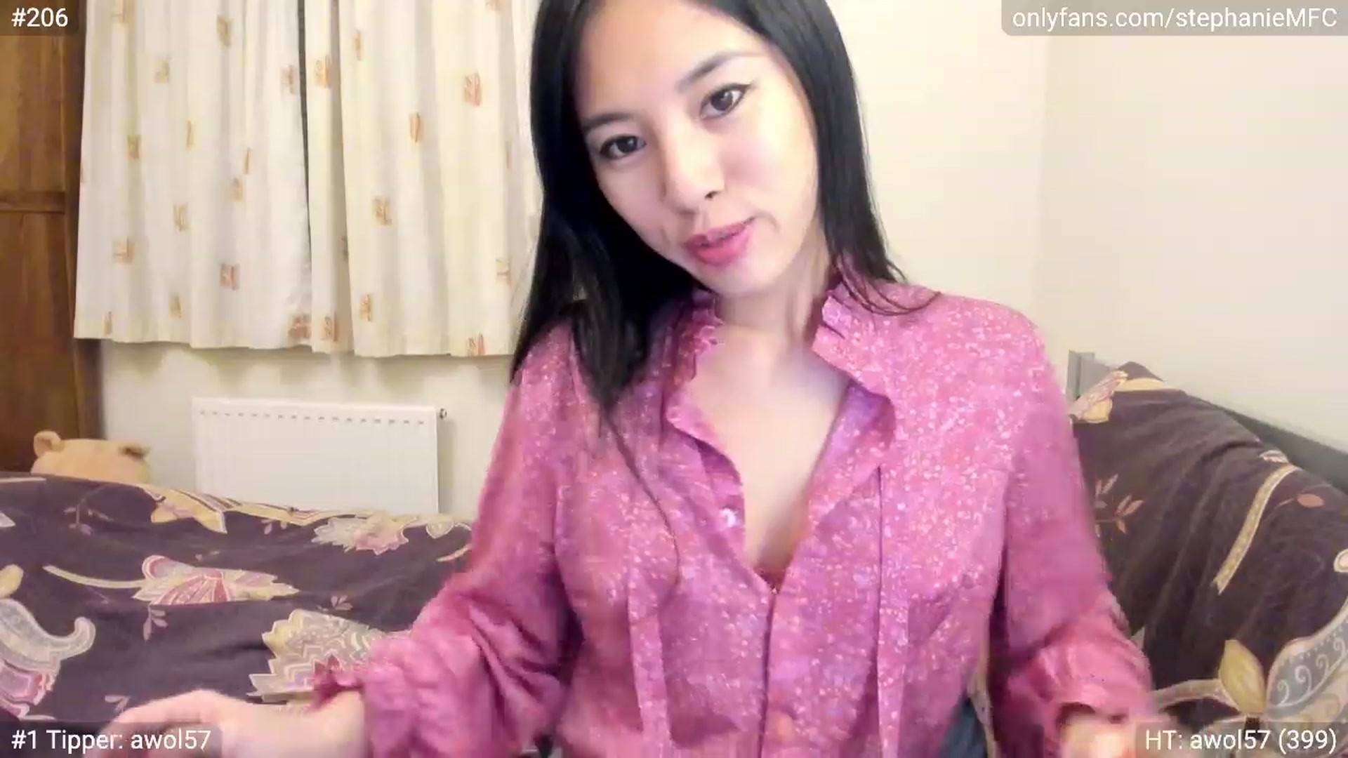 Gallery image thumbnail from Stephanie's myfreecams stream on, 02/13/2024, 07:51 image 3 of 20