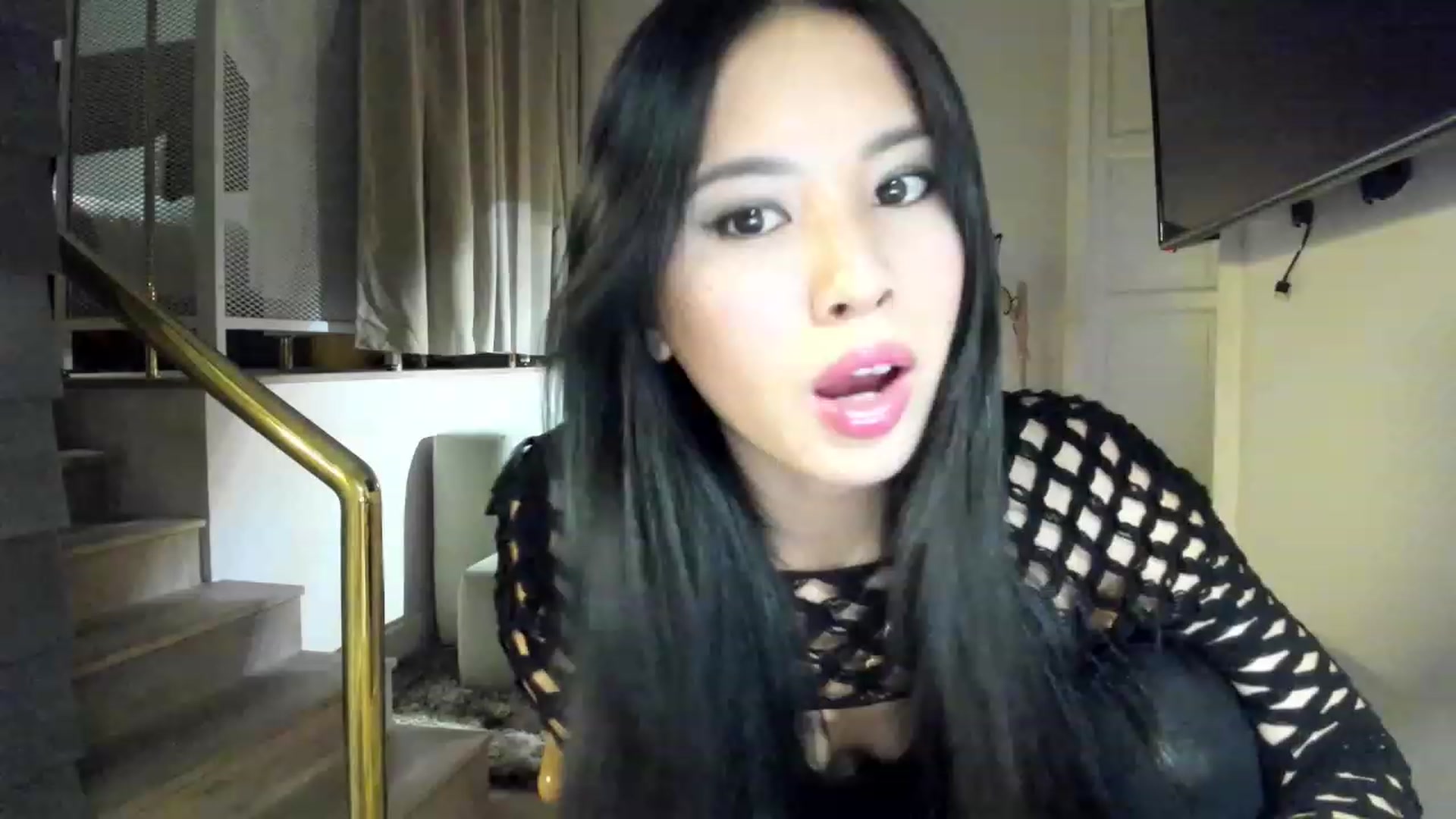 Gallery image thumbnail from Stephanie's myfreecams stream on, 02/19/2024, 07:00 image 20 of 20
