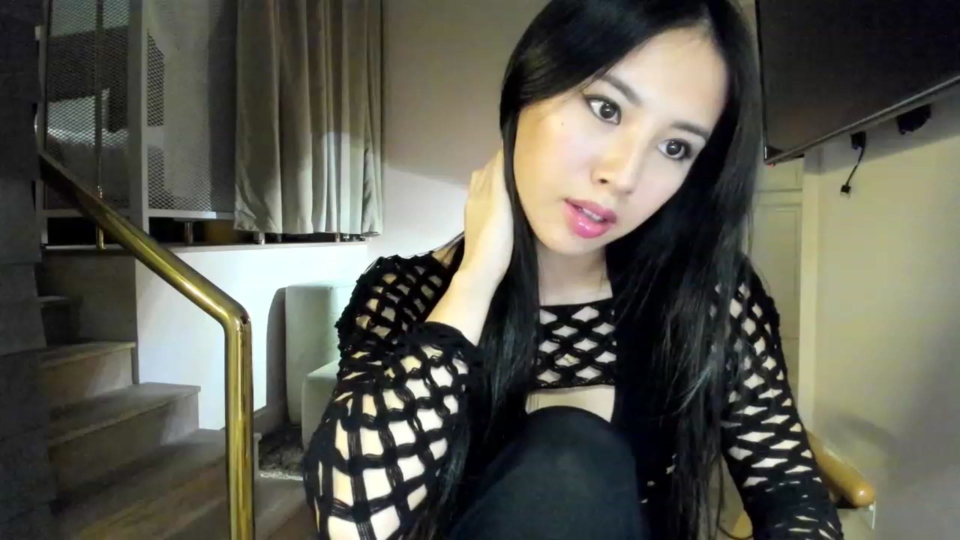 Gallery image thumbnail from Stephanie's myfreecams stream on, 02/19/2024, 07:00 image 17 of 20