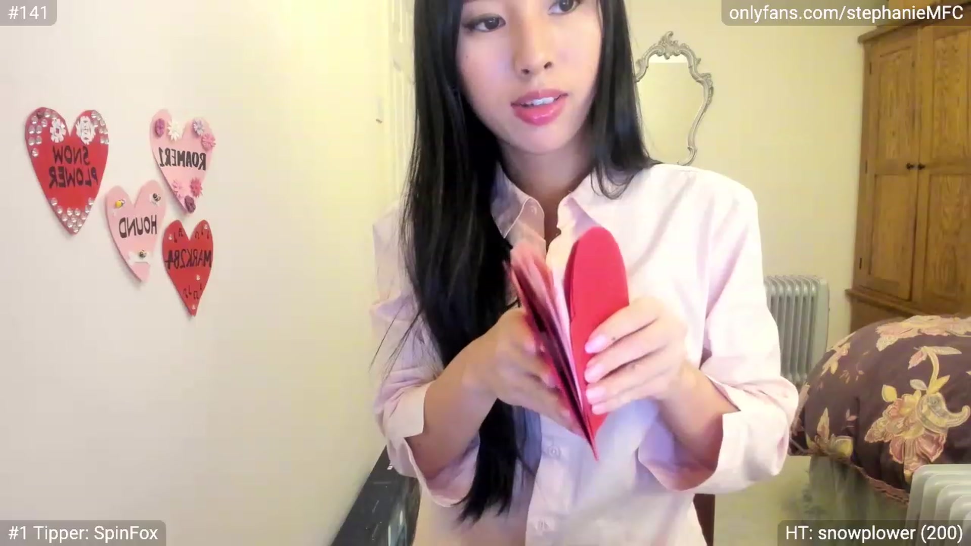 Gallery image thumbnail from Stephanie's myfreecams stream on, 02/23/2024, 07:36 image 15 of 20