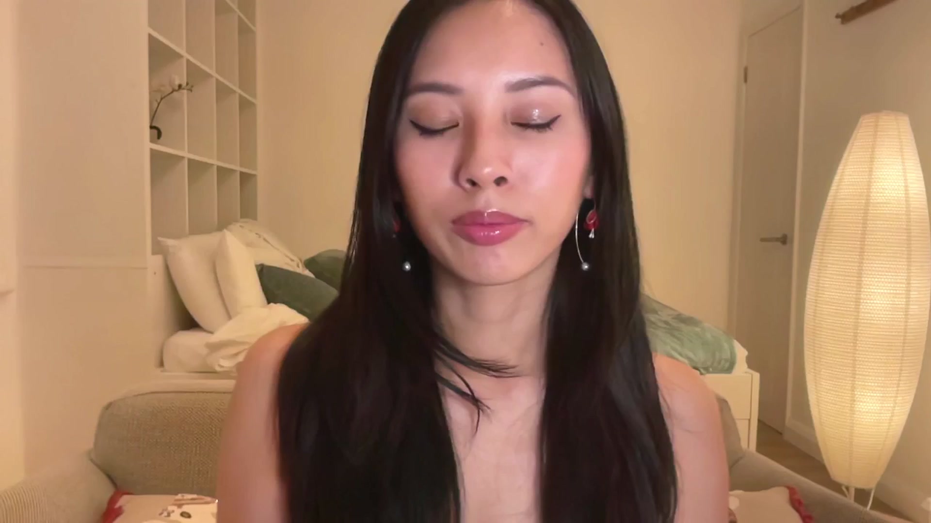 Gallery image thumbnail from Stephanie's myfreecams stream on, 09/24/2025, 19:39 image 14 of 20
