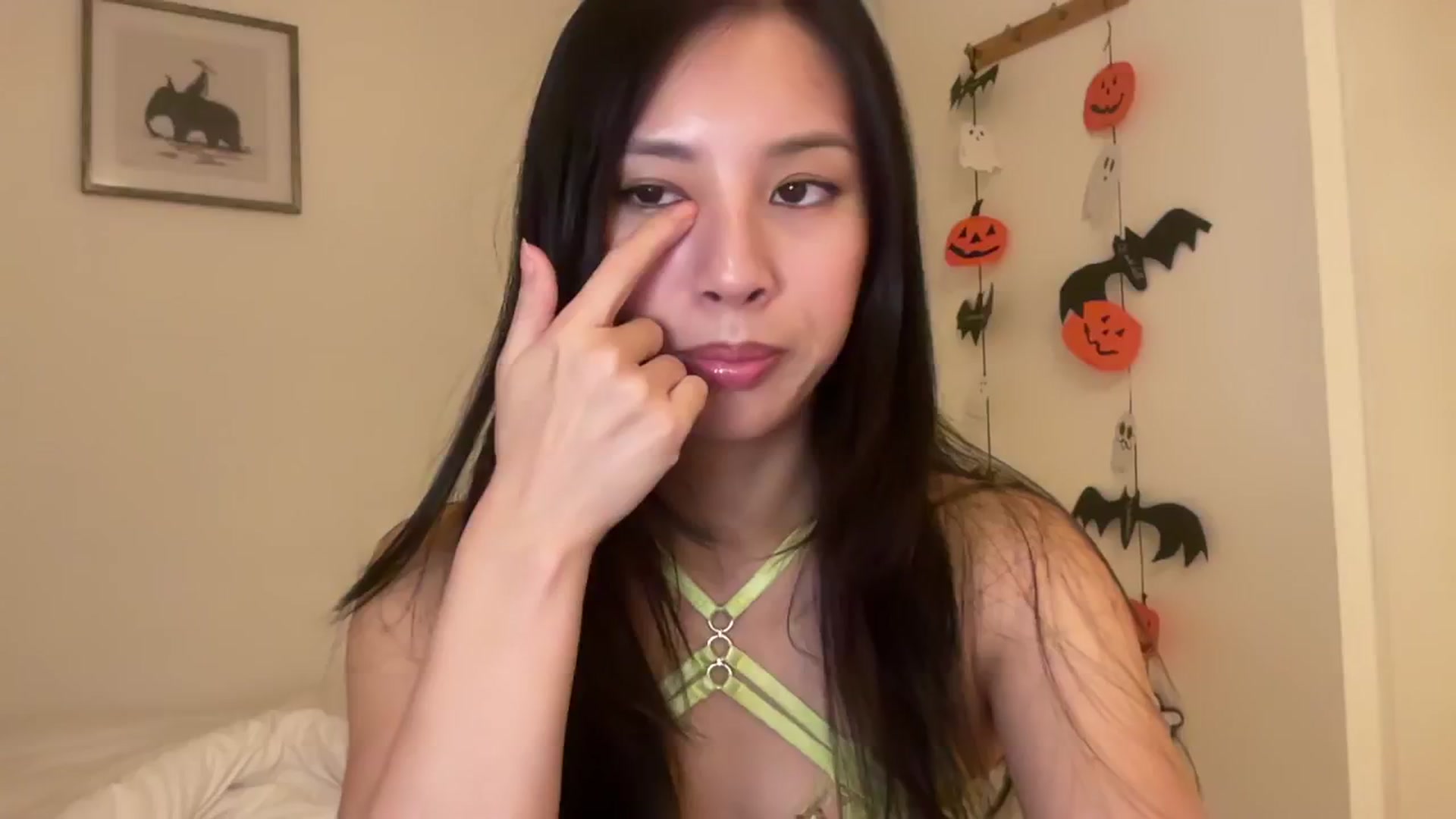 Gallery image thumbnail from Stephanie's myfreecams stream on, 10/23/2025, 01:08 image 16 of 20