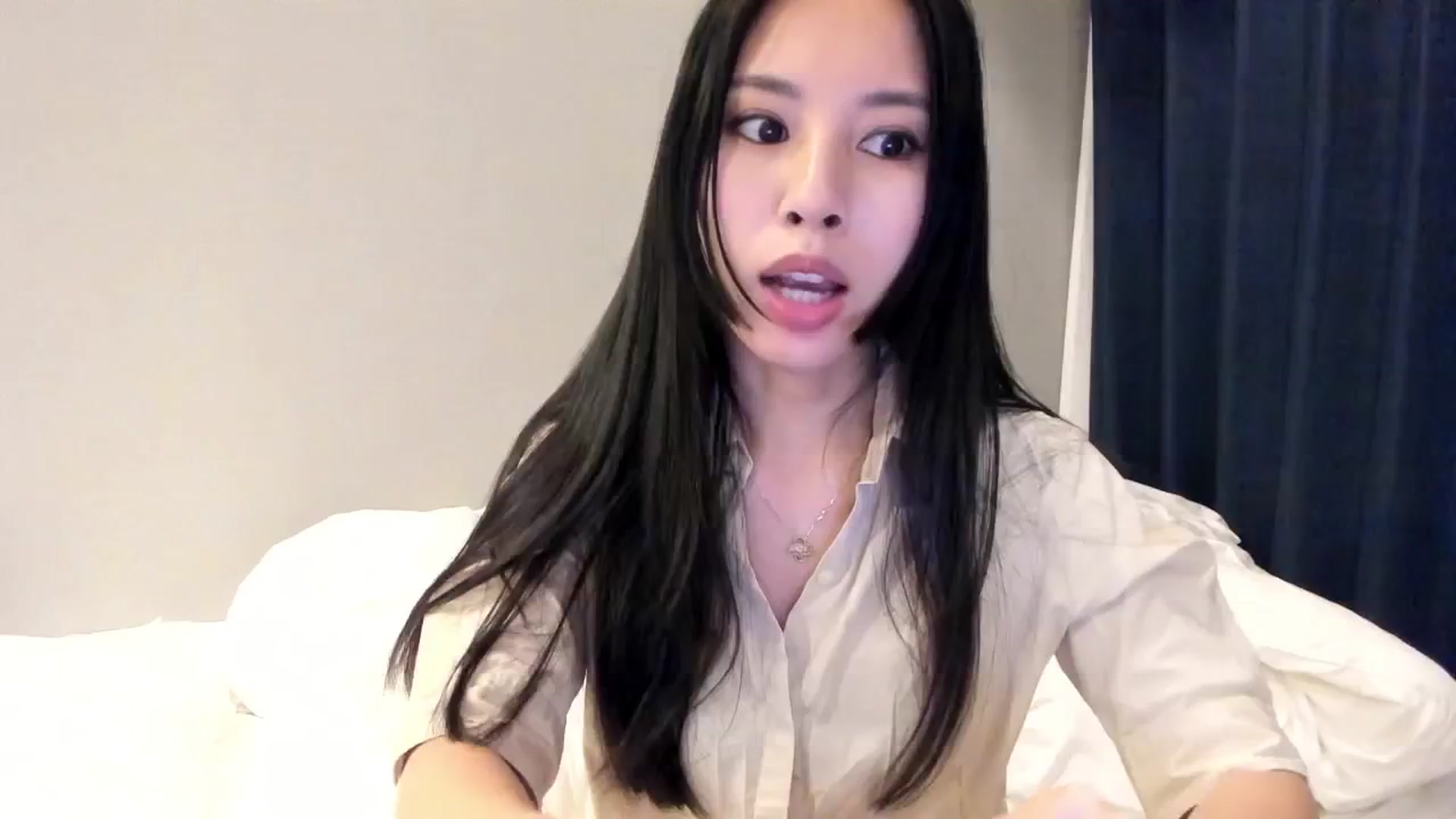 Gallery image thumbnail from Stephanie's myfreecams stream on, 03/18/2026, 14:28 image 2 of 20