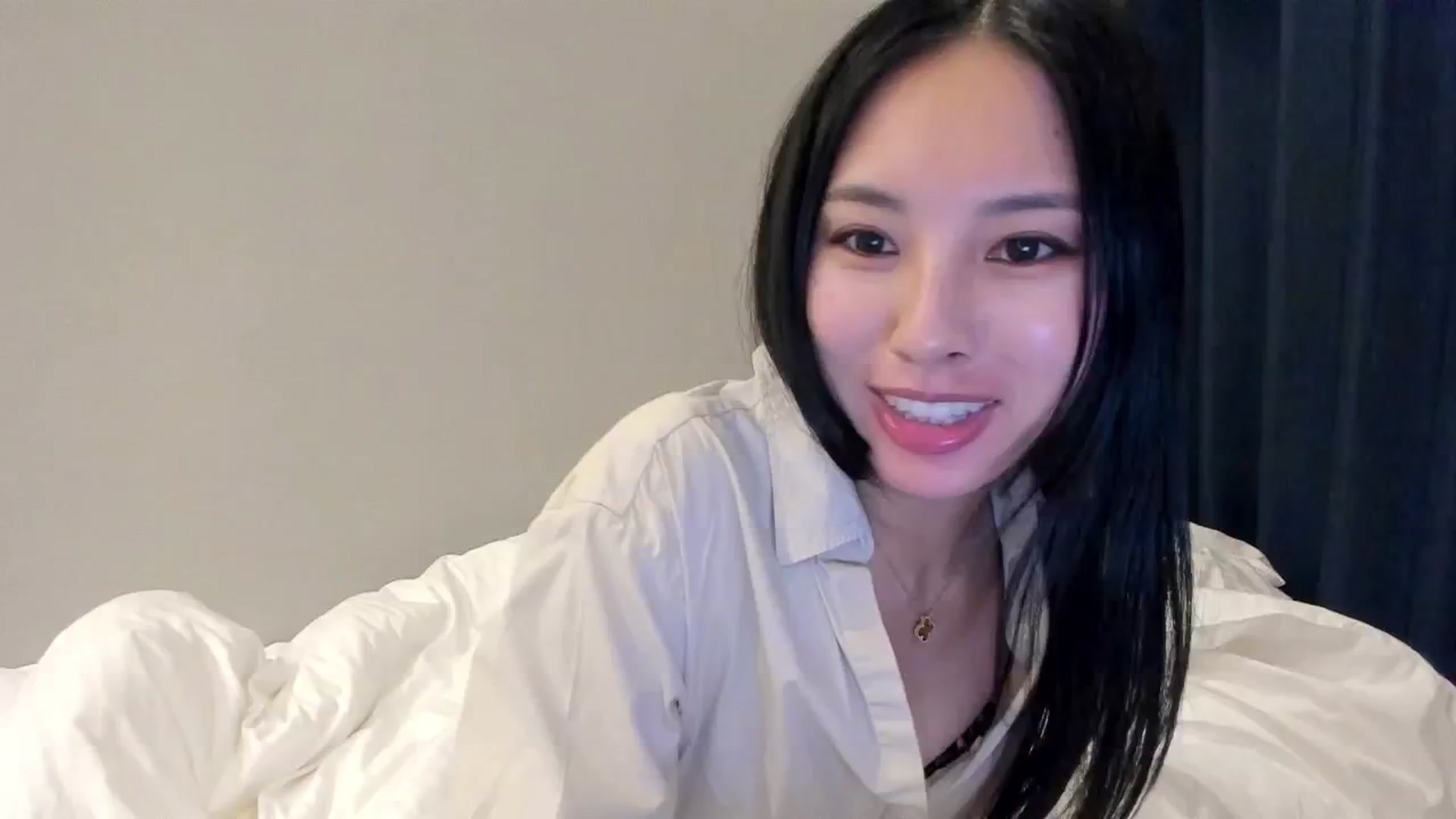 Gallery image thumbnail from Stephanie's myfreecams stream on, 03/18/2026, 14:28 image 18 of 20
