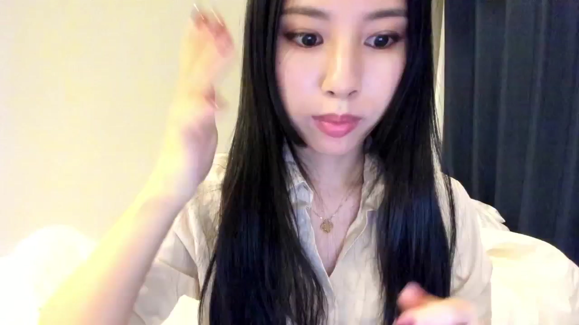 Gallery image thumbnail from Stephanie's myfreecams stream on, 03/18/2026, 14:28 image 11 of 20