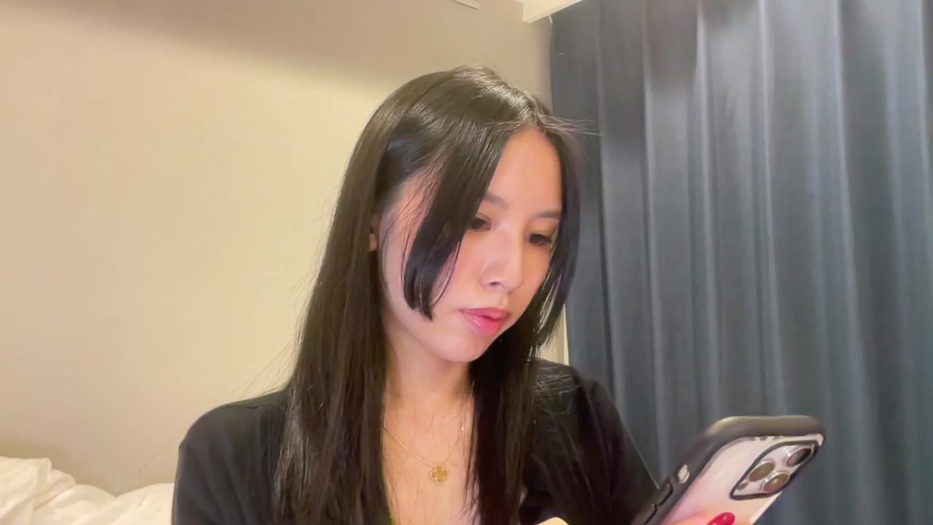 Gallery image thumbnail from Stephanie's myfreecams stream on, 03/30/2026, 14:05 image 2 of 20
