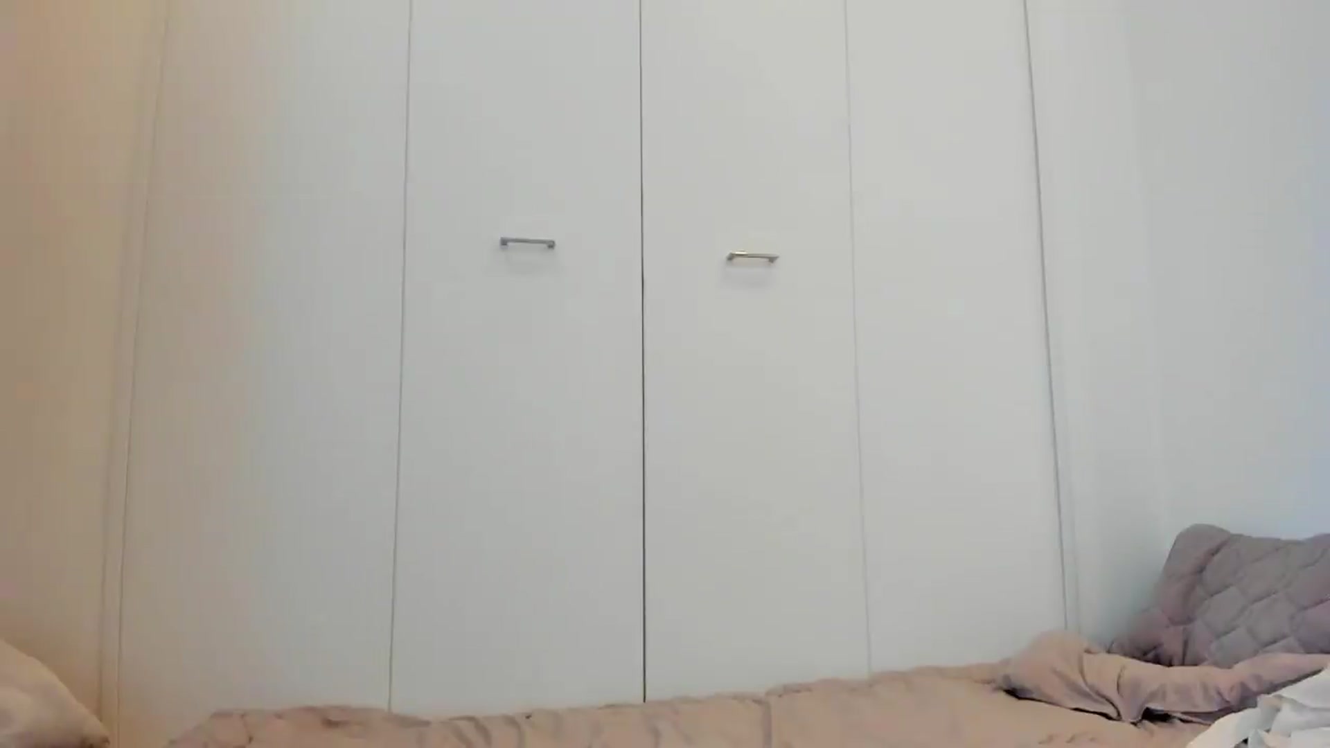 Gallery image thumbnail from Stephanie's myfreecams stream on, 05/18/2026, 07:47 image 18 of 20