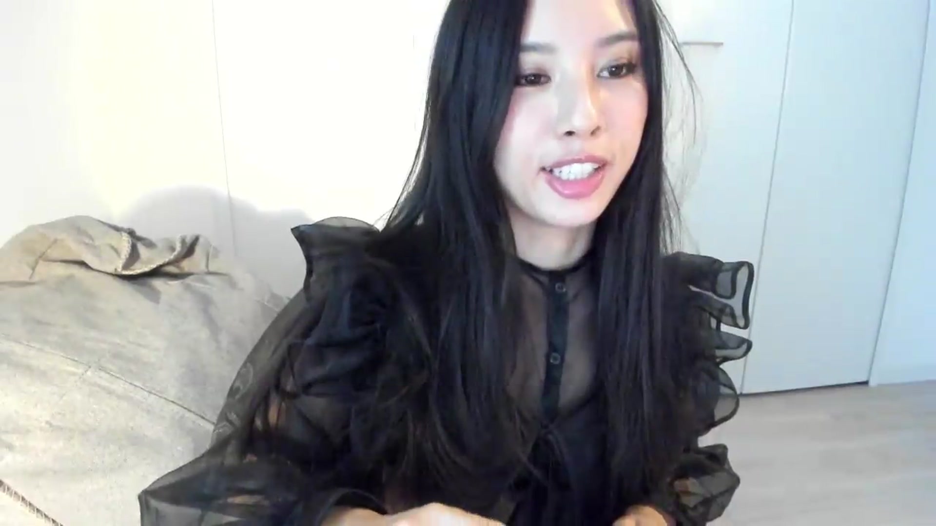 Gallery image thumbnail from Stephanie's myfreecams stream on, 06/03/2026, 06:57 image 16 of 20