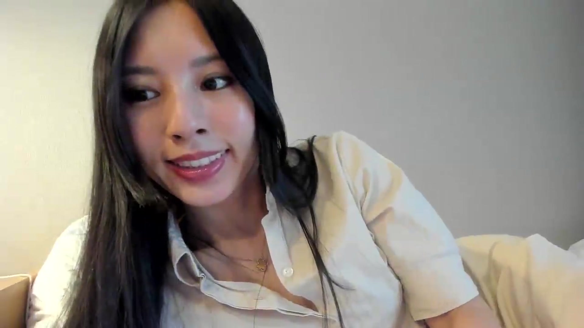 Gallery image thumbnail from Stephanie's myfreecams stream on, 06/05/2026, 07:23 image 5 of 20