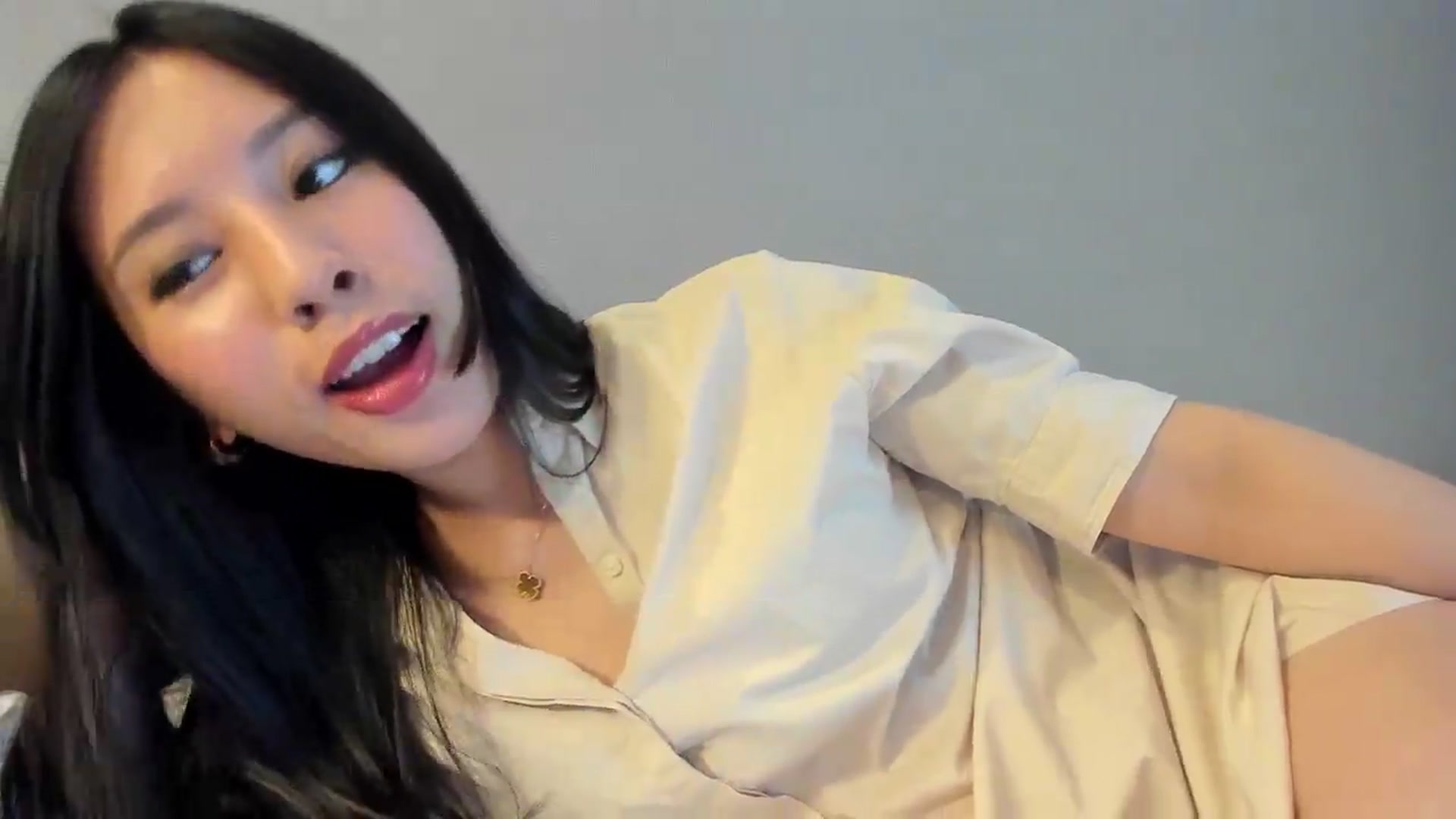 Gallery image thumbnail from Stephanie's myfreecams stream on, 06/05/2026, 07:23 image 17 of 20