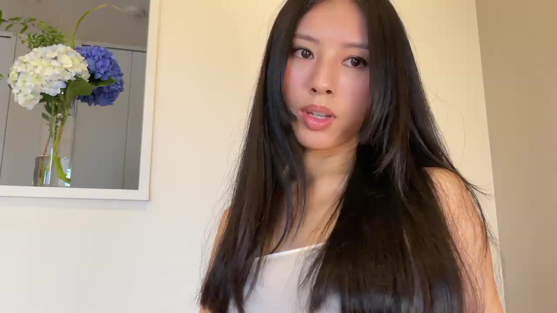 Gallery image thumbnail from Stephanie's myfreecams stream on, 07/28/2026, 08:54 image 4 of 20