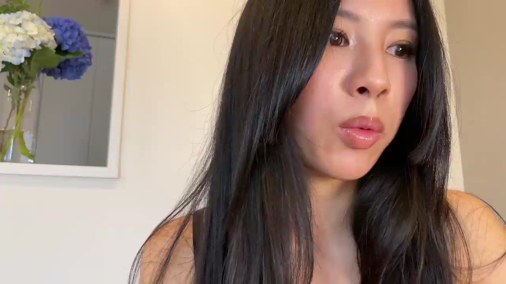 Gallery image thumbnail from Stephanie's myfreecams stream on, 07/28/2026, 08:54 image 10 of 20