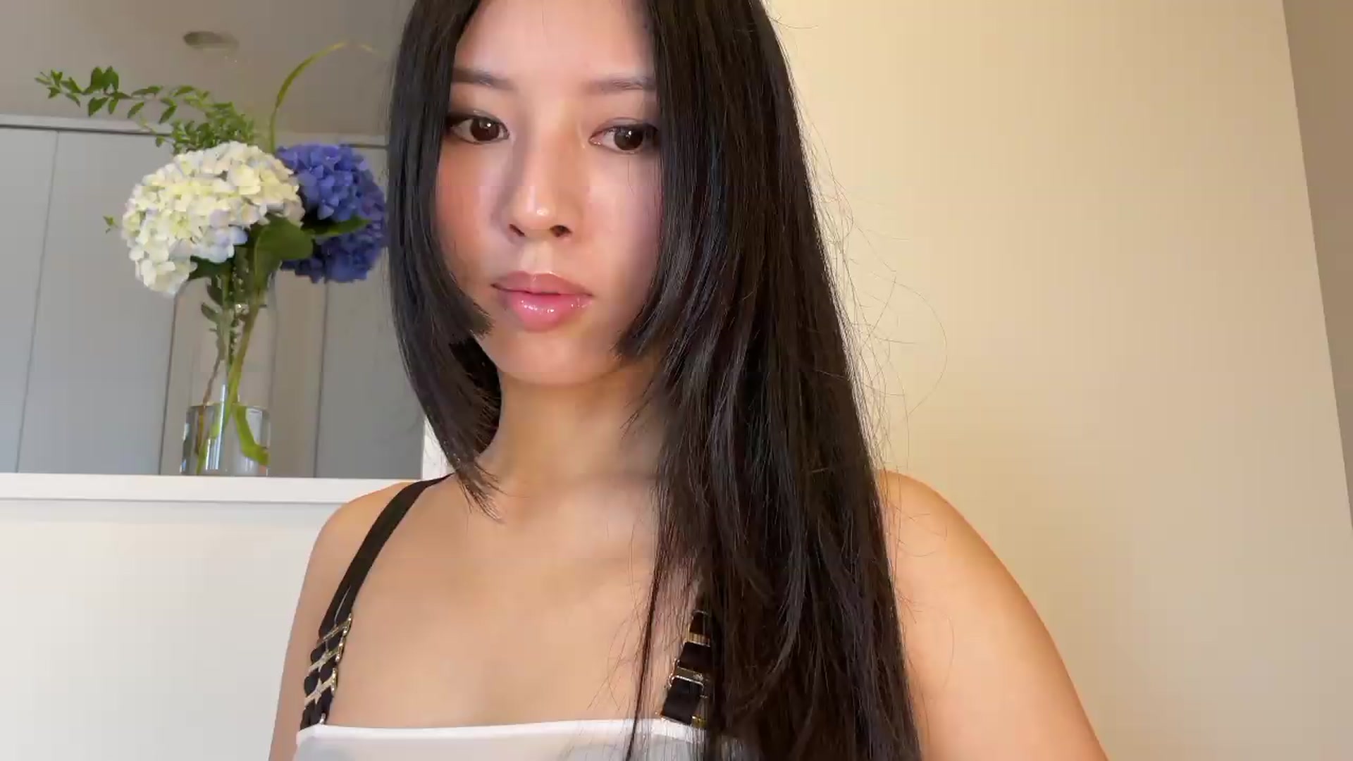 Gallery image thumbnail from Stephanie's myfreecams stream on, 07/28/2026, 08:54 image 12 of 20