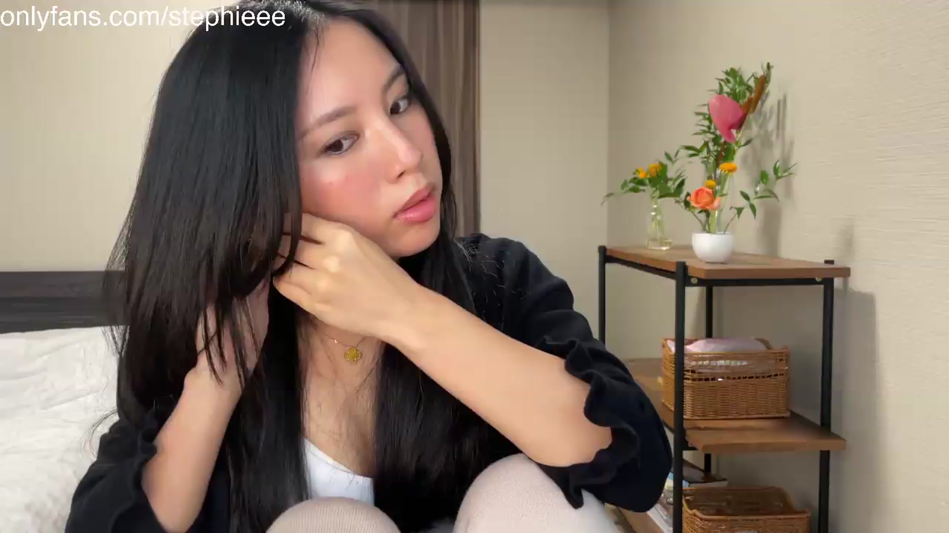 Gallery image thumbnail from Stephanie's myfreecams stream on, 08/15/2026, 08:46 image 8 of 20